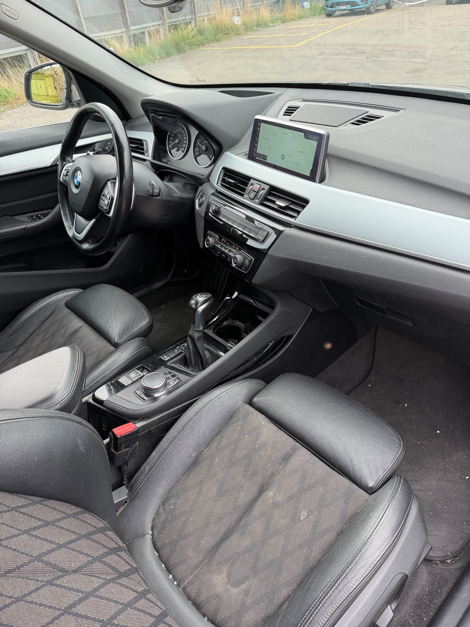 BMW X1 xDrive 20d M Sport Steptronic-image-8