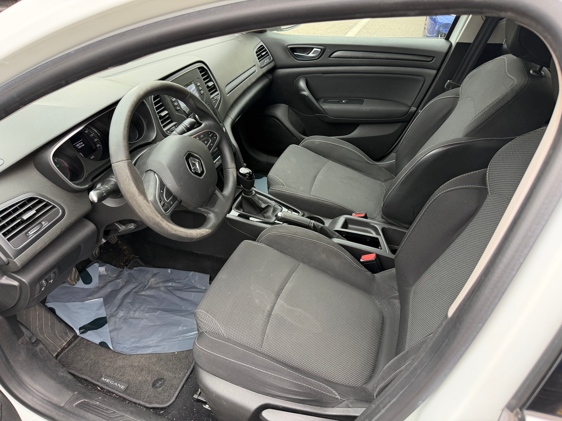 RENAULT Mégane Grandtour 1.3 16V Turbo Business-image-7