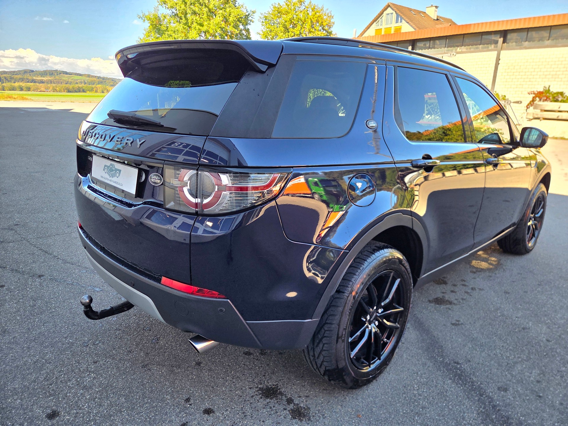 LAND ROVER Discovery Sport 2.0 TD4 HSE Luxury AT9 / 7 Plätzer / AHK-image-4