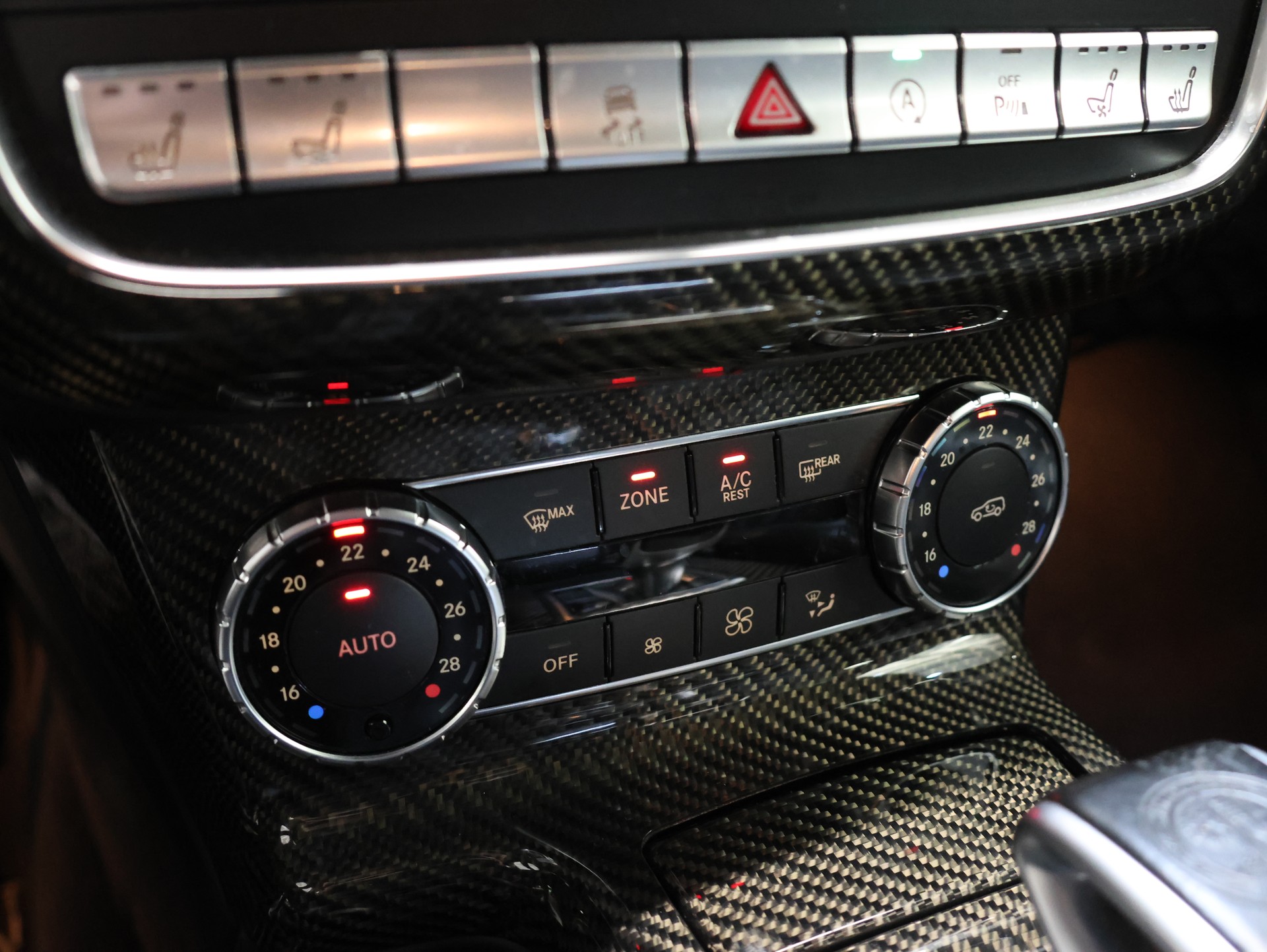 MERCEDES-BENZ G 63 AMG Speedshift Plus 7G-Tronic *LANG*-image-16
