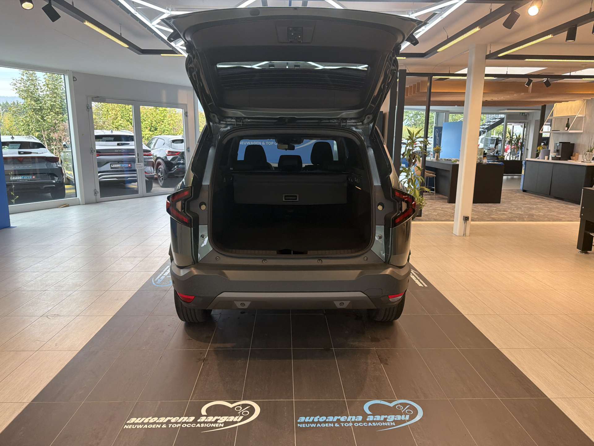 DACIA Bigster HEV 155 Extreme Automat-image-7