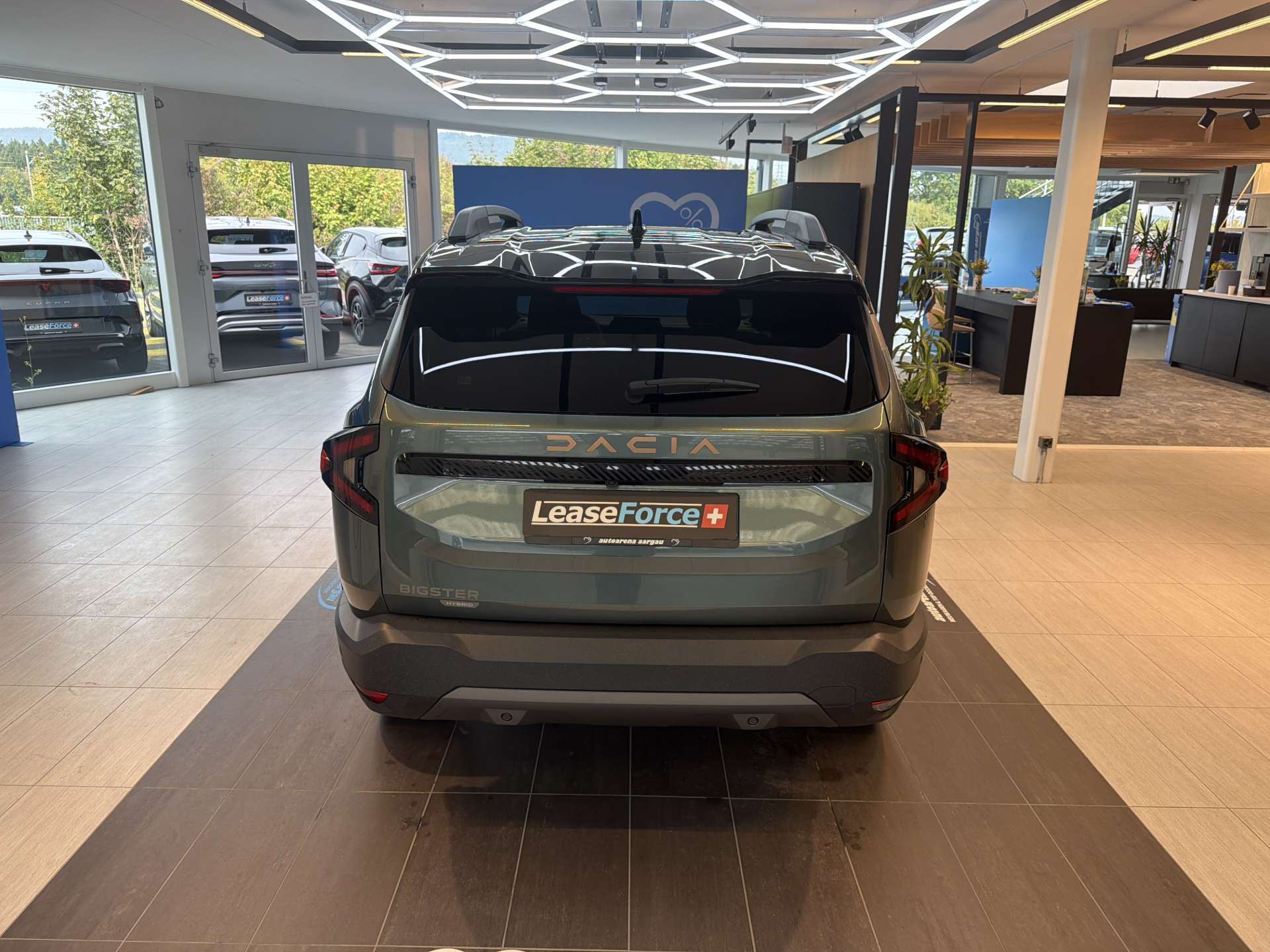 DACIA Bigster HEV 155 Extreme Automat-image-12