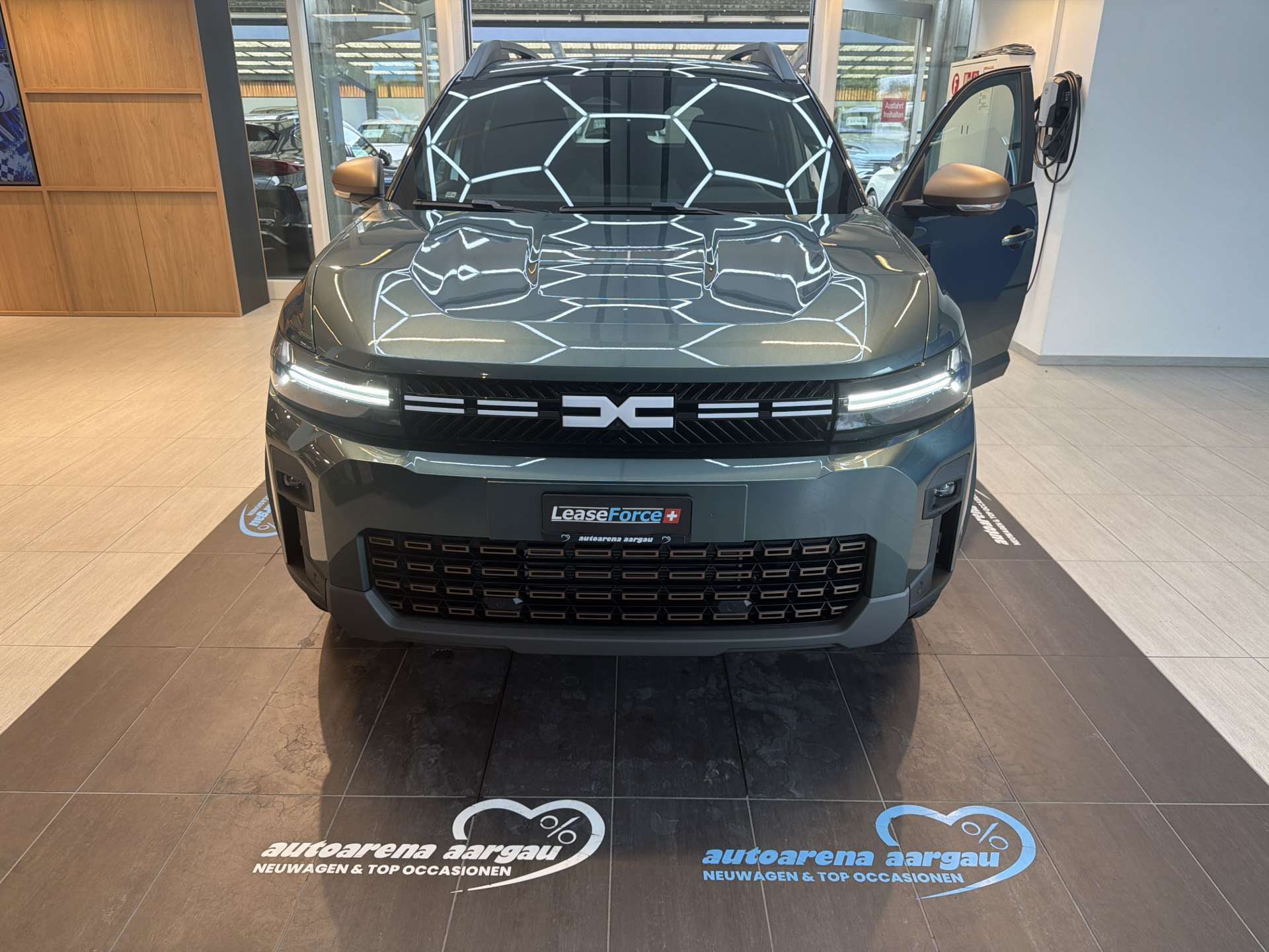 DACIA Bigster HEV 155 Extreme Automat-image-10