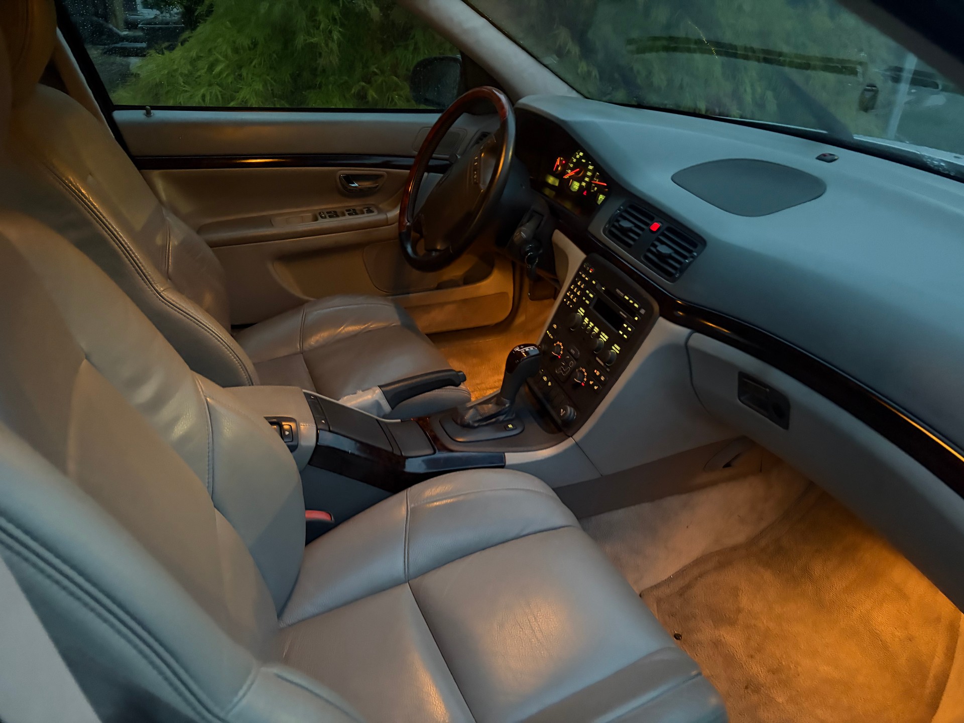 VOLVO S80 T6-image-2