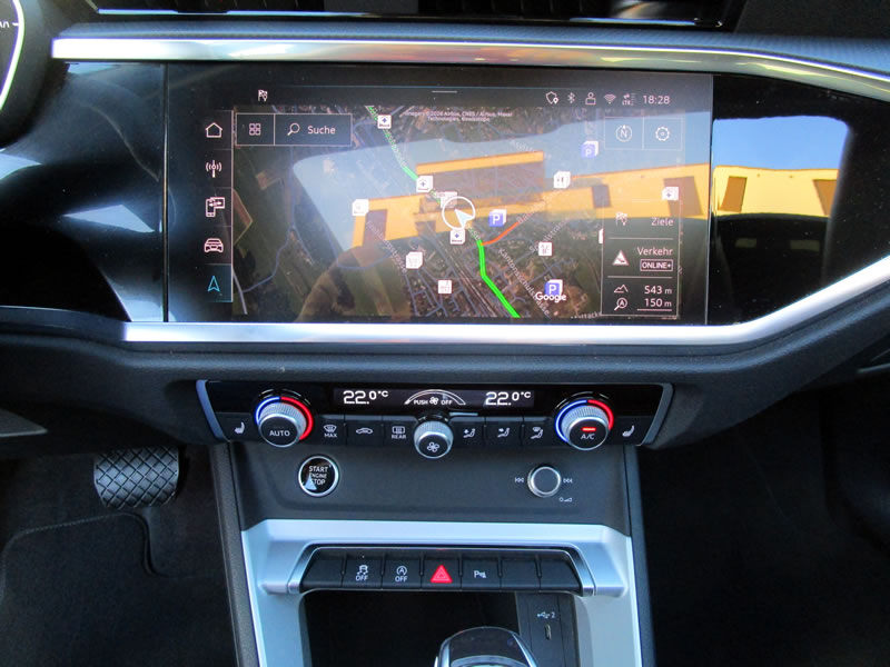 AUDI Q3 35 TFSI Attraction S tronic-image-24