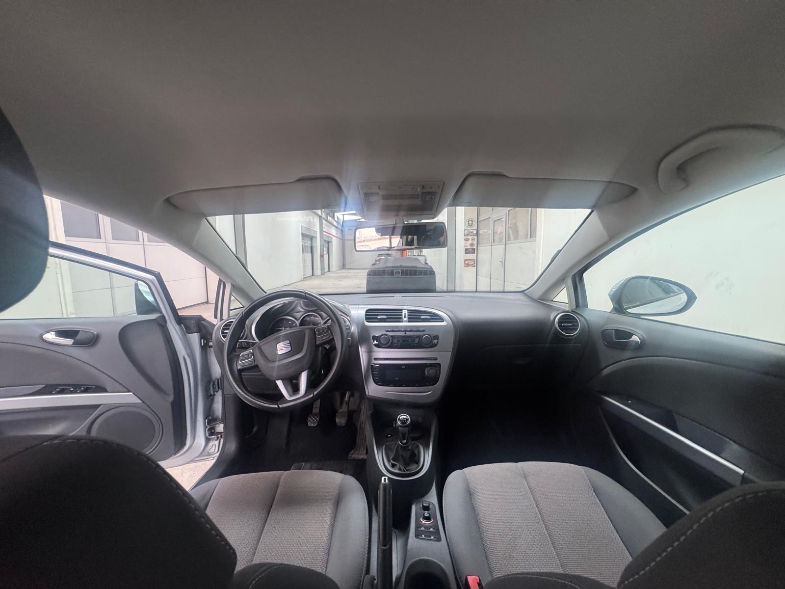 SEAT Leon 1.4 TSI Style-image-8