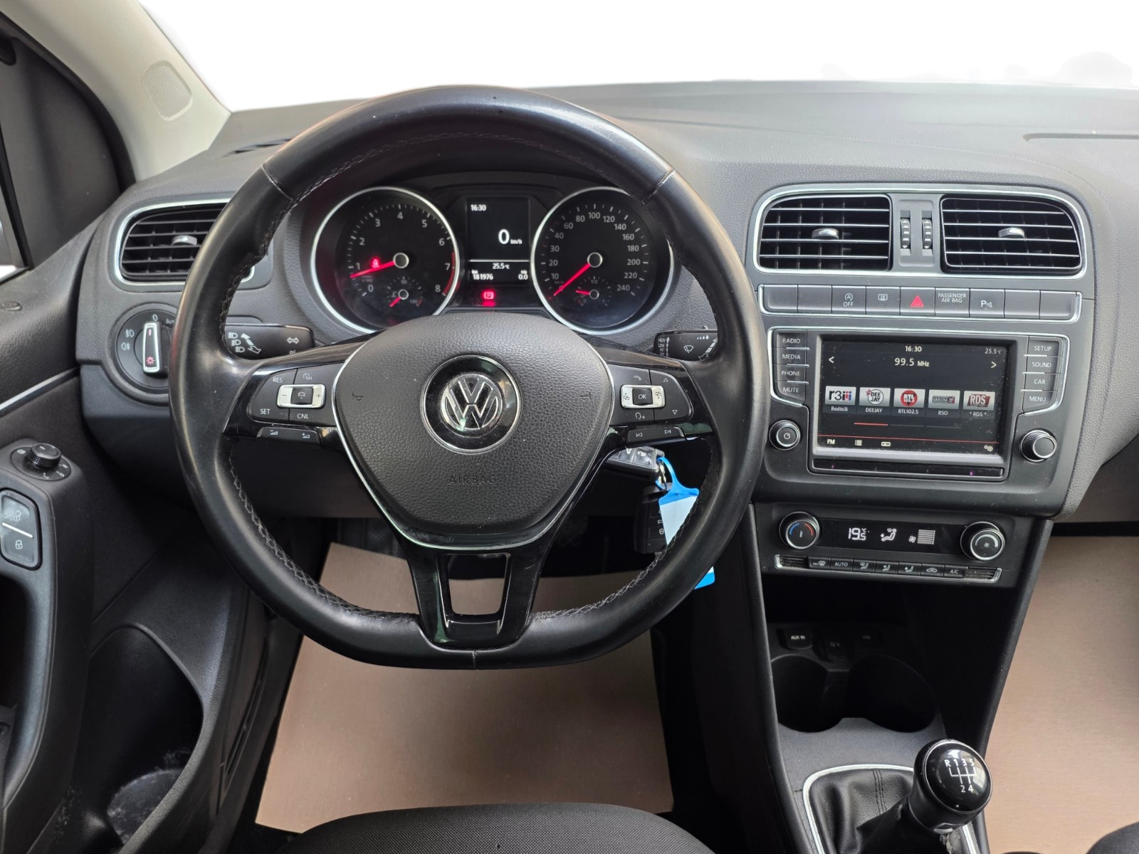 VW Polo 1.2 TSI BMT Comfortline-image-10