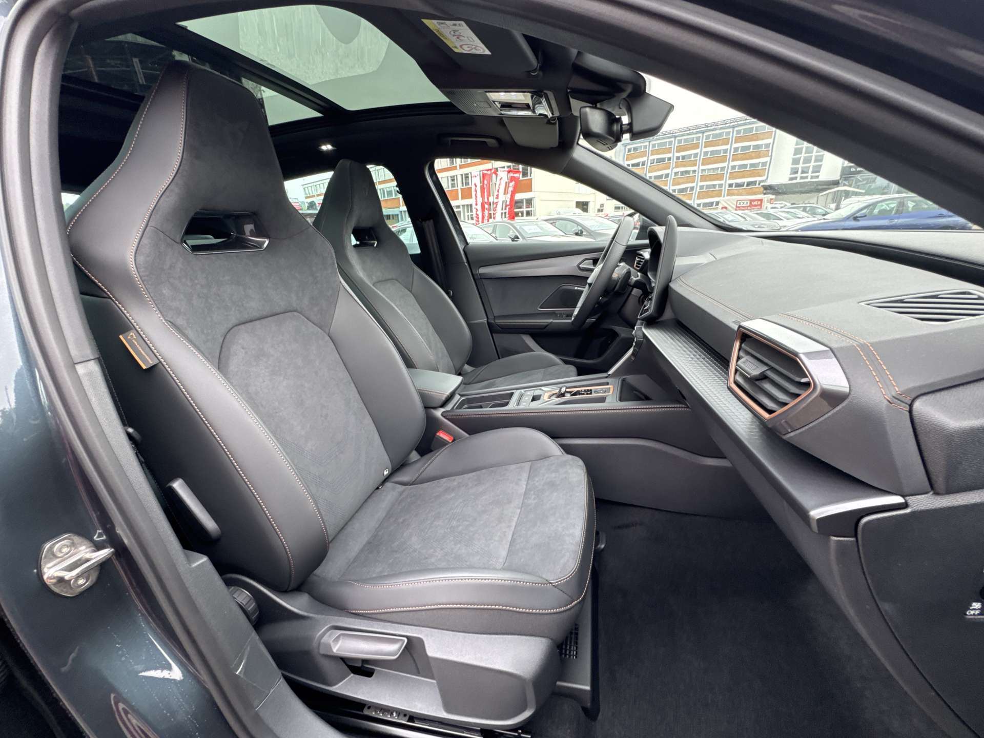 CUPRA Formentor 2.0TSi VZ 333PS 4Drive DSG-Automat-image-11