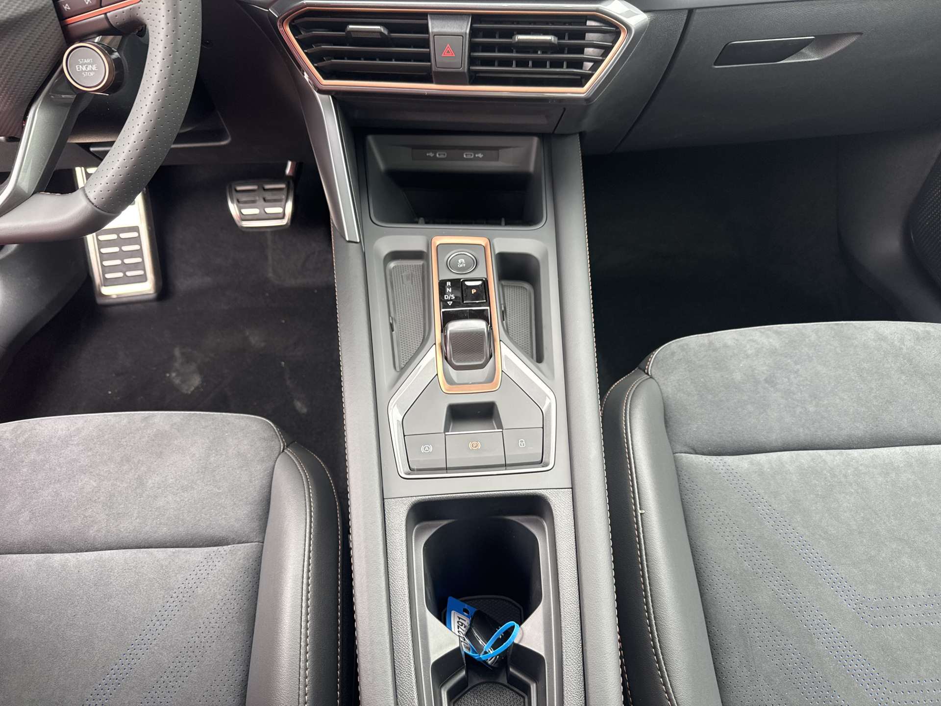 CUPRA Formentor 2.0TSi VZ 333PS 4Drive DSG-Automat-image-10