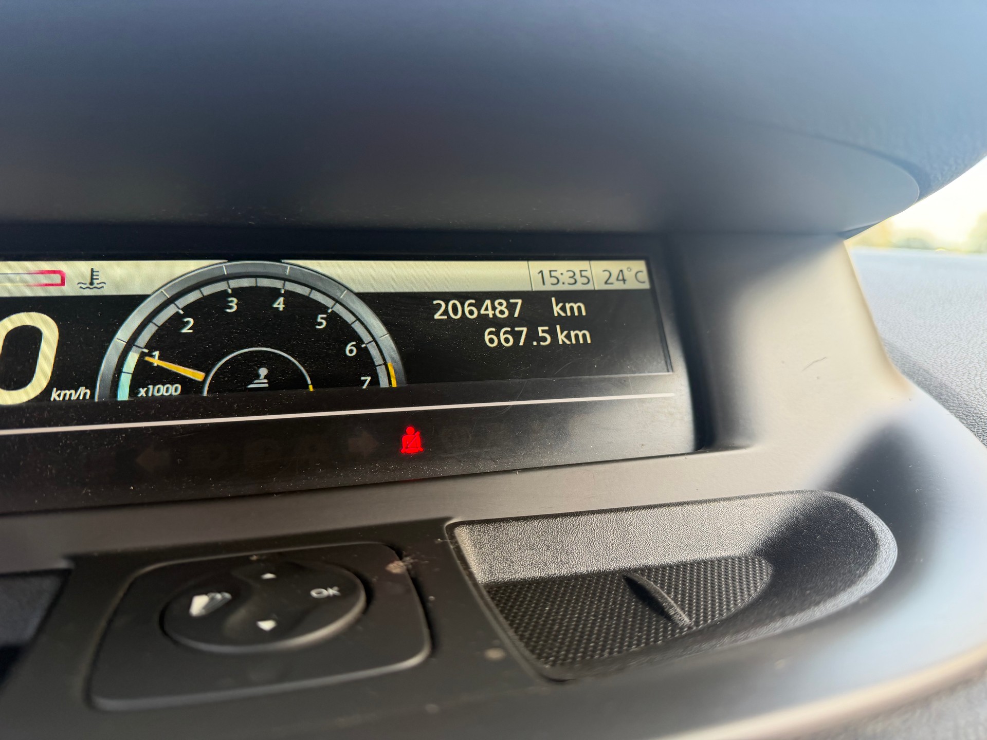 RENAULT Scénic 1.4 16V Turbo Privilège-image-15