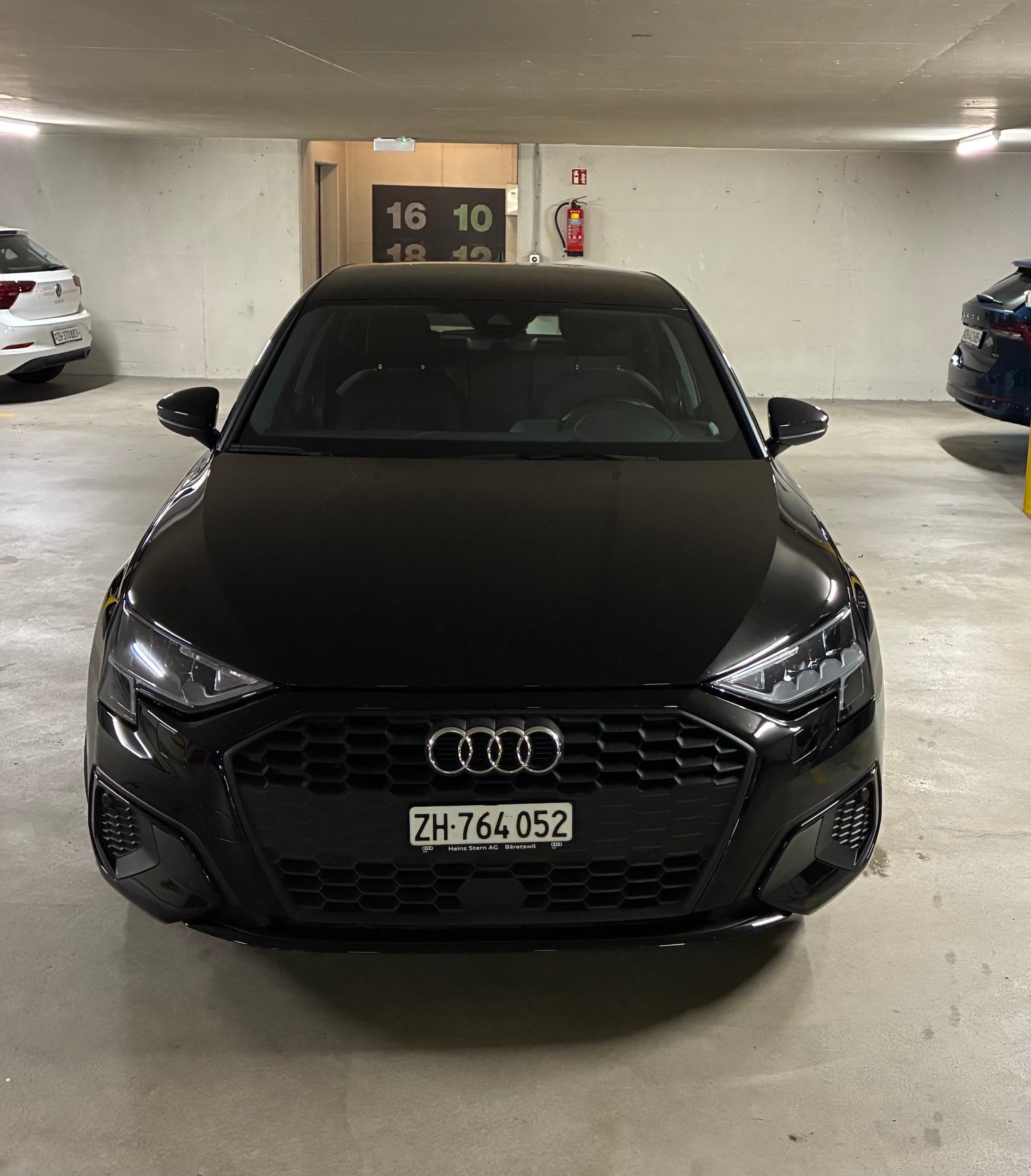 AUDI 1.5 35 TFSI Attraction S-Tronic-image-1