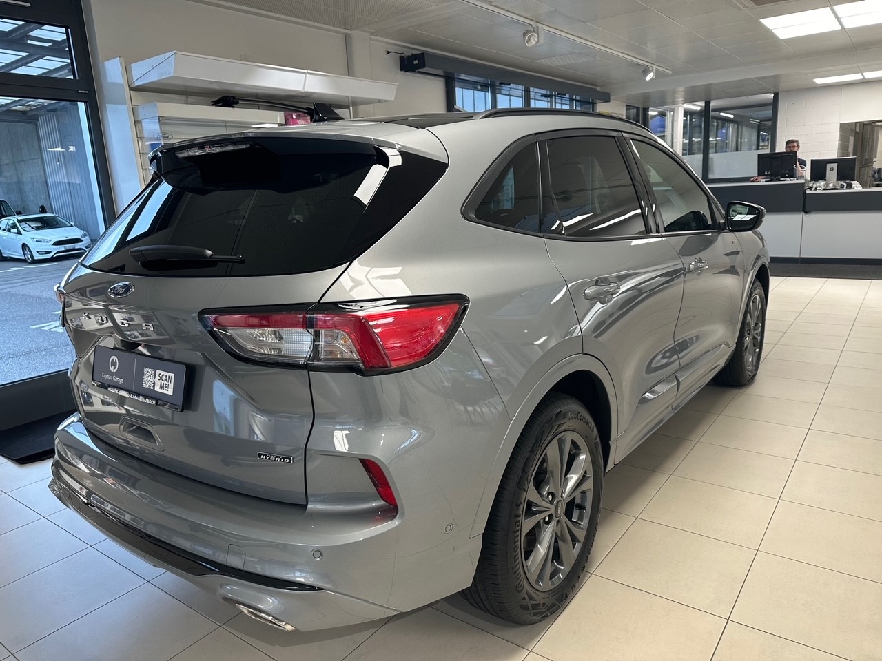FORD Kuga 2.5 Plug-in Hybrid ST-Line X-image-3