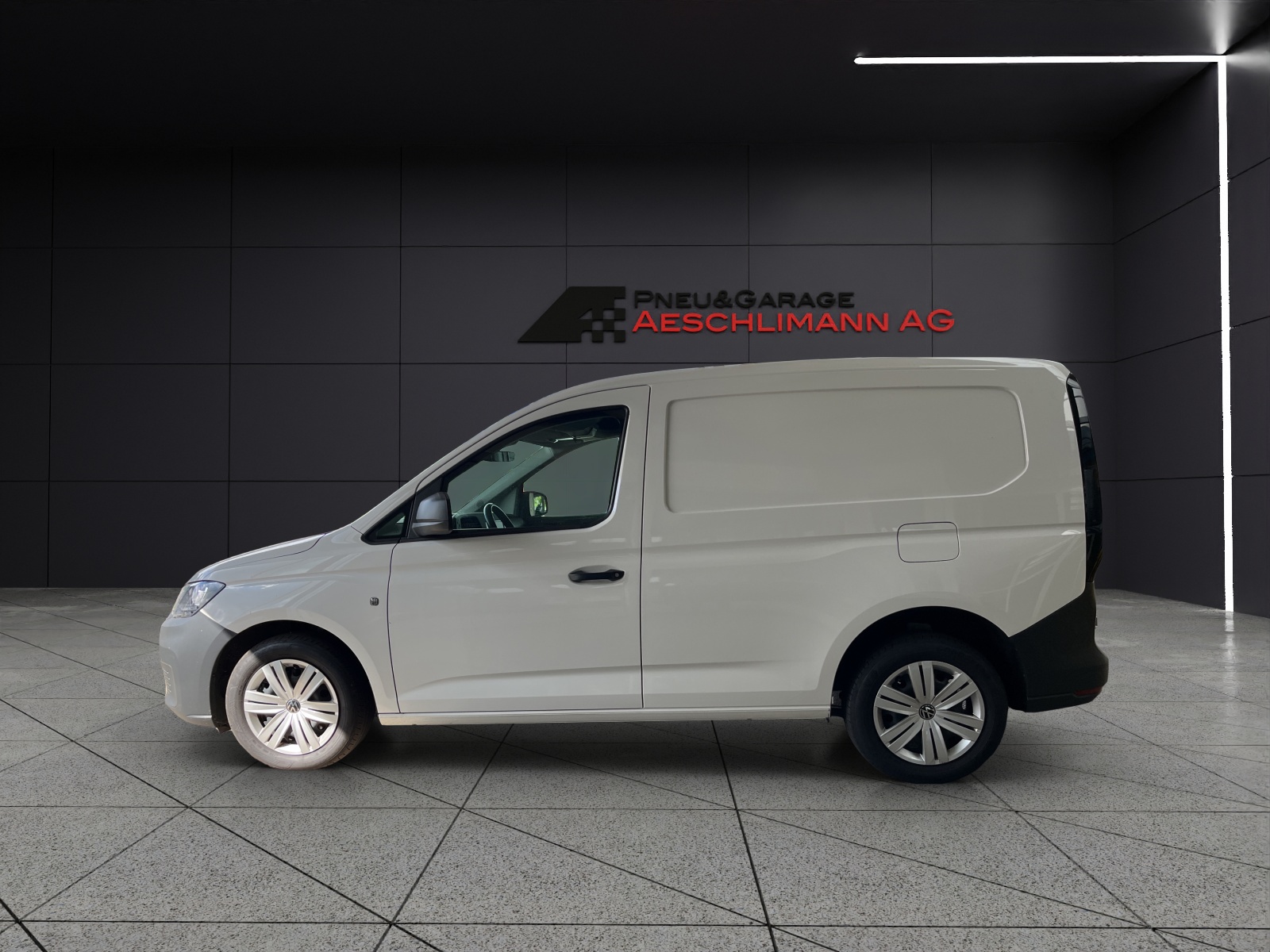 VW Caddy Cargo 2.0TDI DSG-image-2