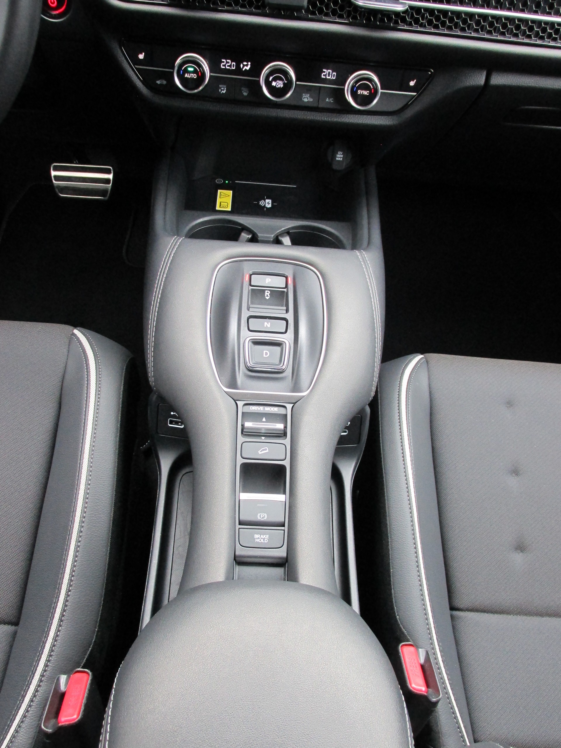 HONDA ZR-V 2.0i MMD Hybrid Sport Automatic-image-14