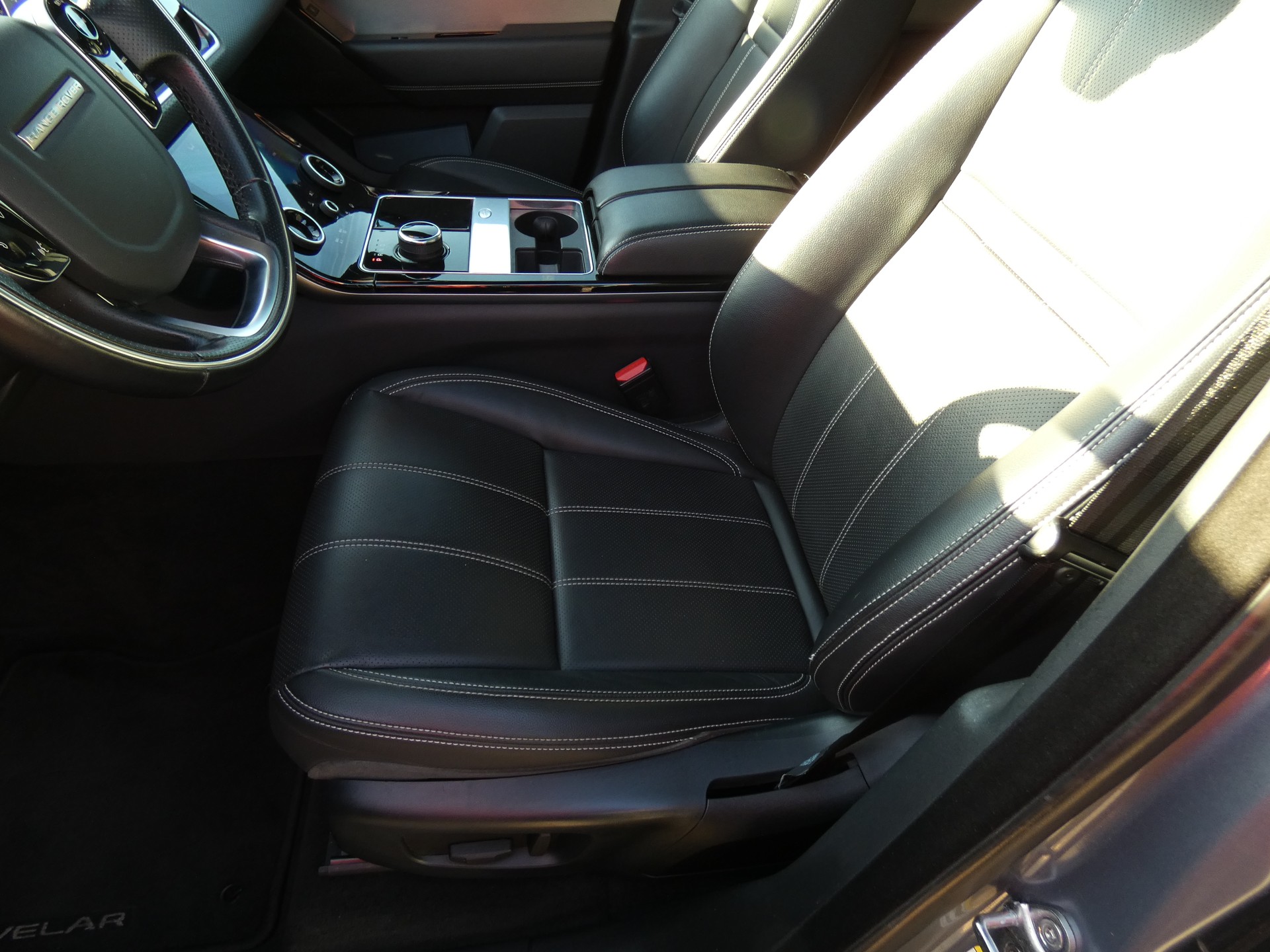 LAND ROVER Range Rover Velar R-Dynamic P 250 HSE Automatic-image-6