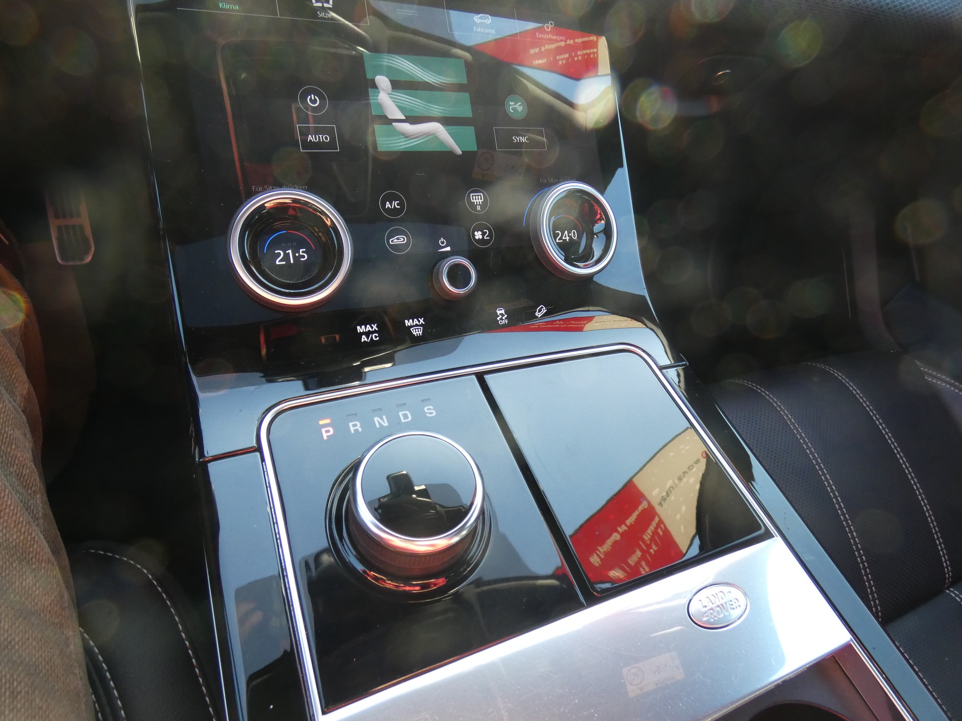 LAND ROVER Range Rover Velar R-Dynamic P 250 HSE Automatic-image-14