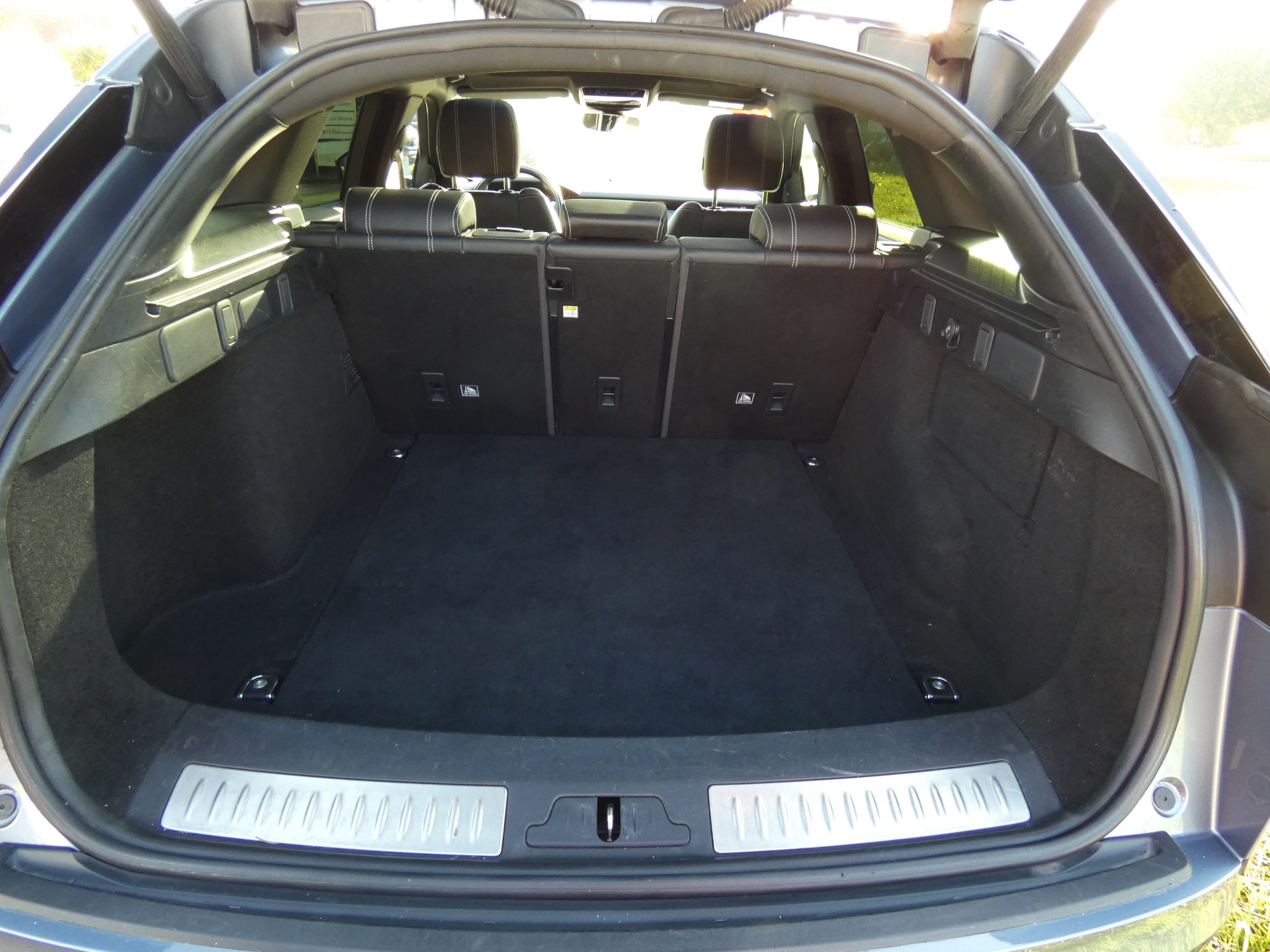 LAND ROVER Range Rover Velar R-Dynamic P 250 HSE Automatic-image-4