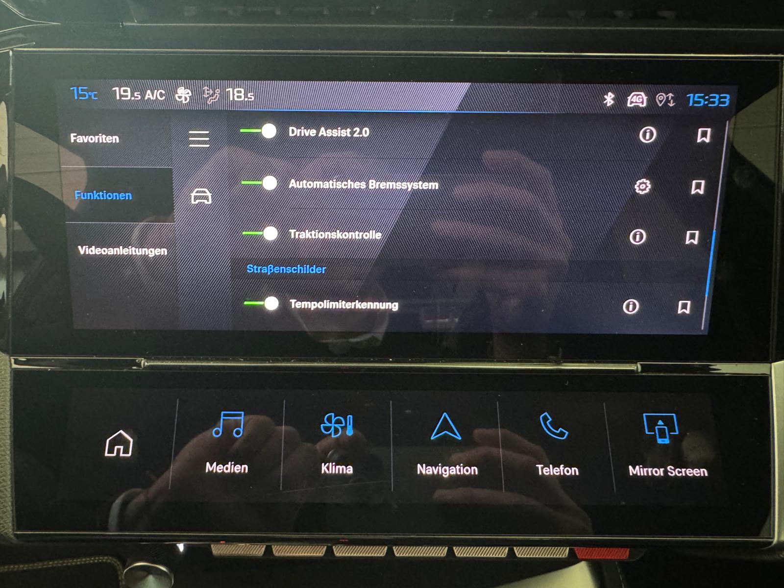 PEUGEOT 308 1.6 PHEV 225 GT-image-13