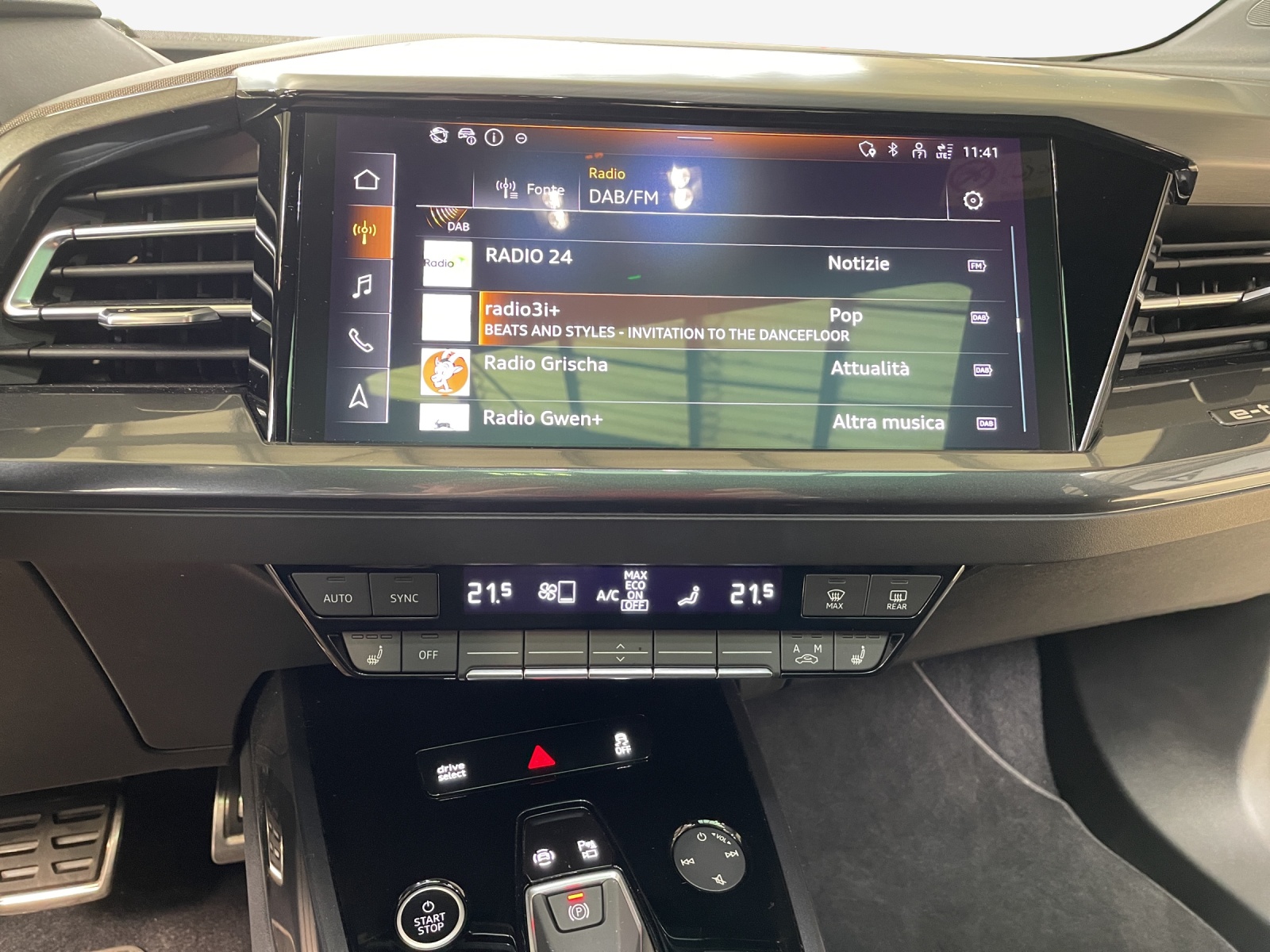 AUDI Q4 Sportback e-tron 50 quattro-image-11