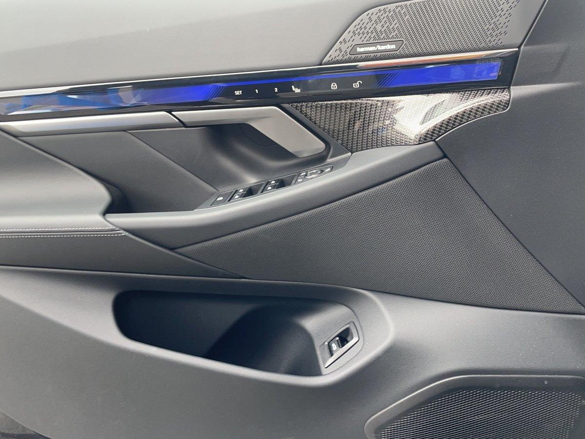 BMW i5 M60 xDrive-image-7