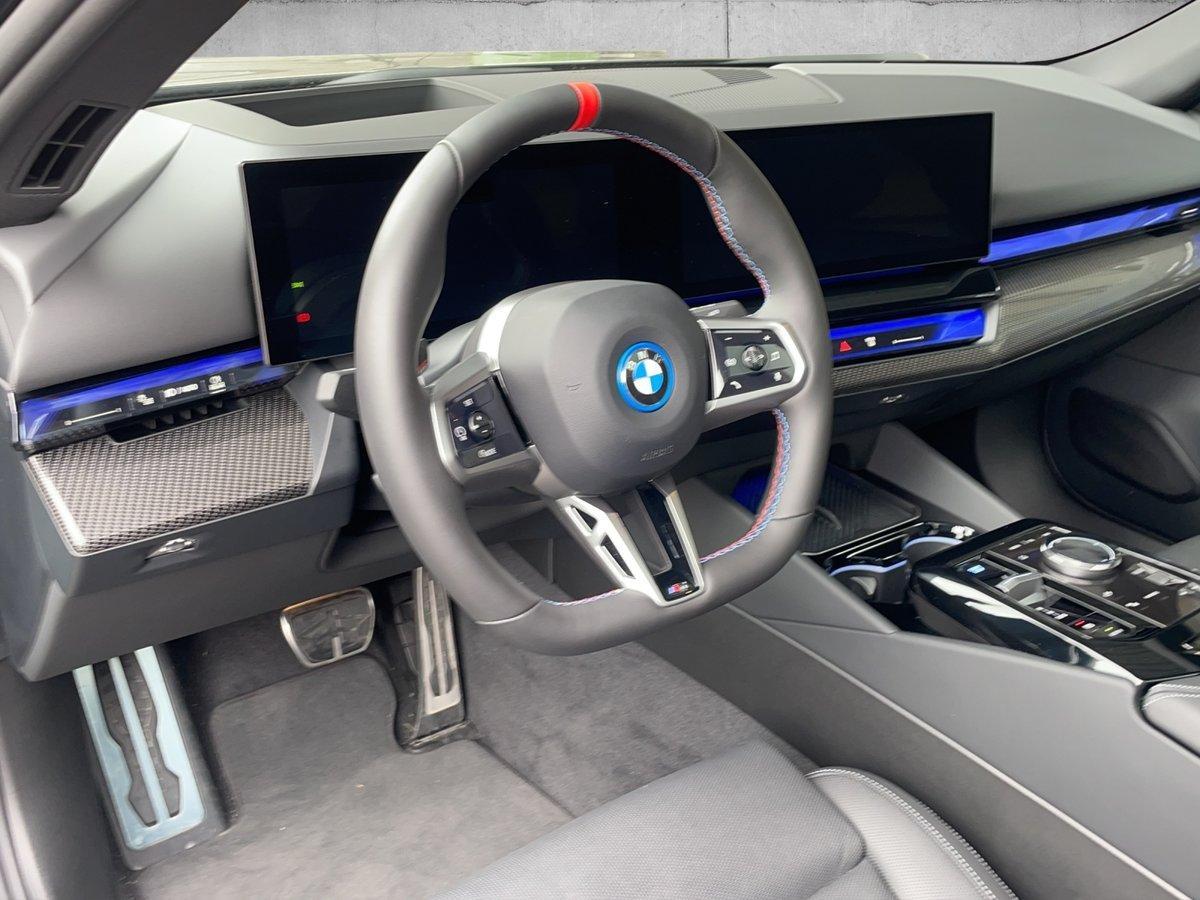 BMW i5 M60 xDrive-image-19