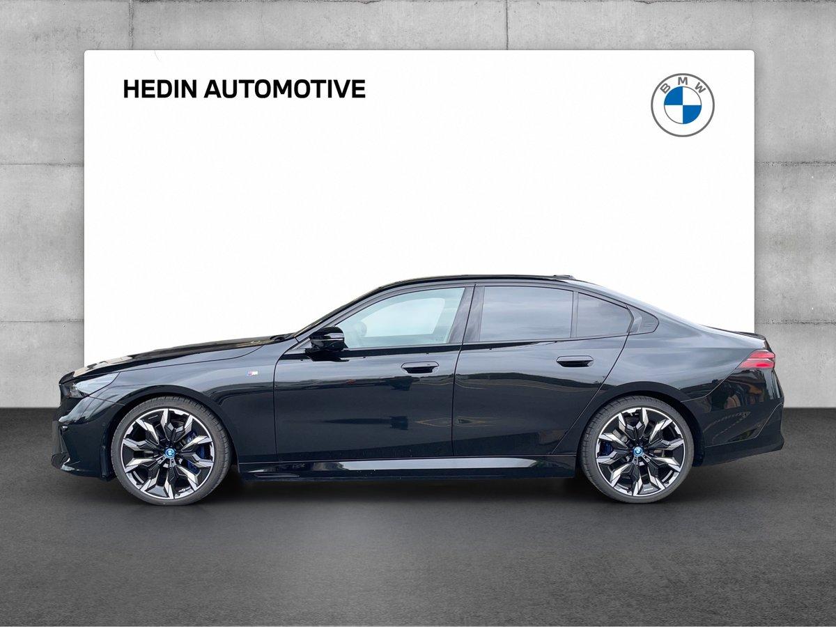BMW i5 M60 xDrive-image-3