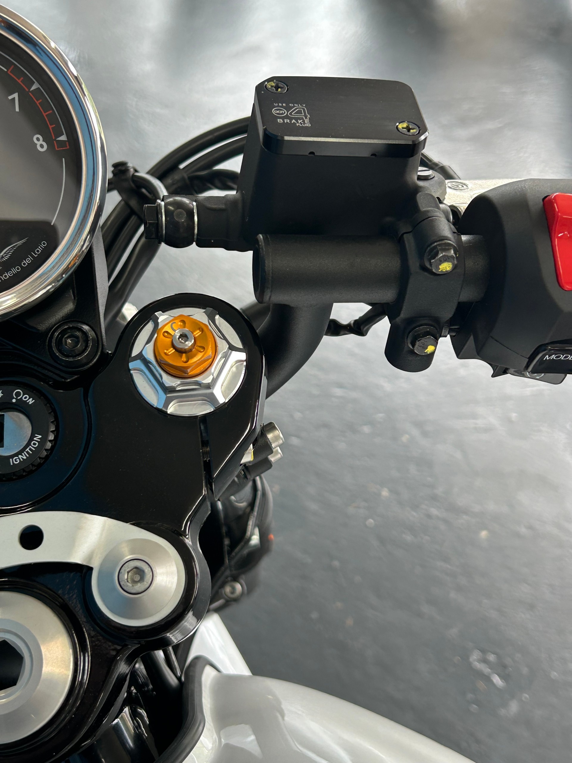 MOTO GUZZI V7 IV 850 Special-image-12