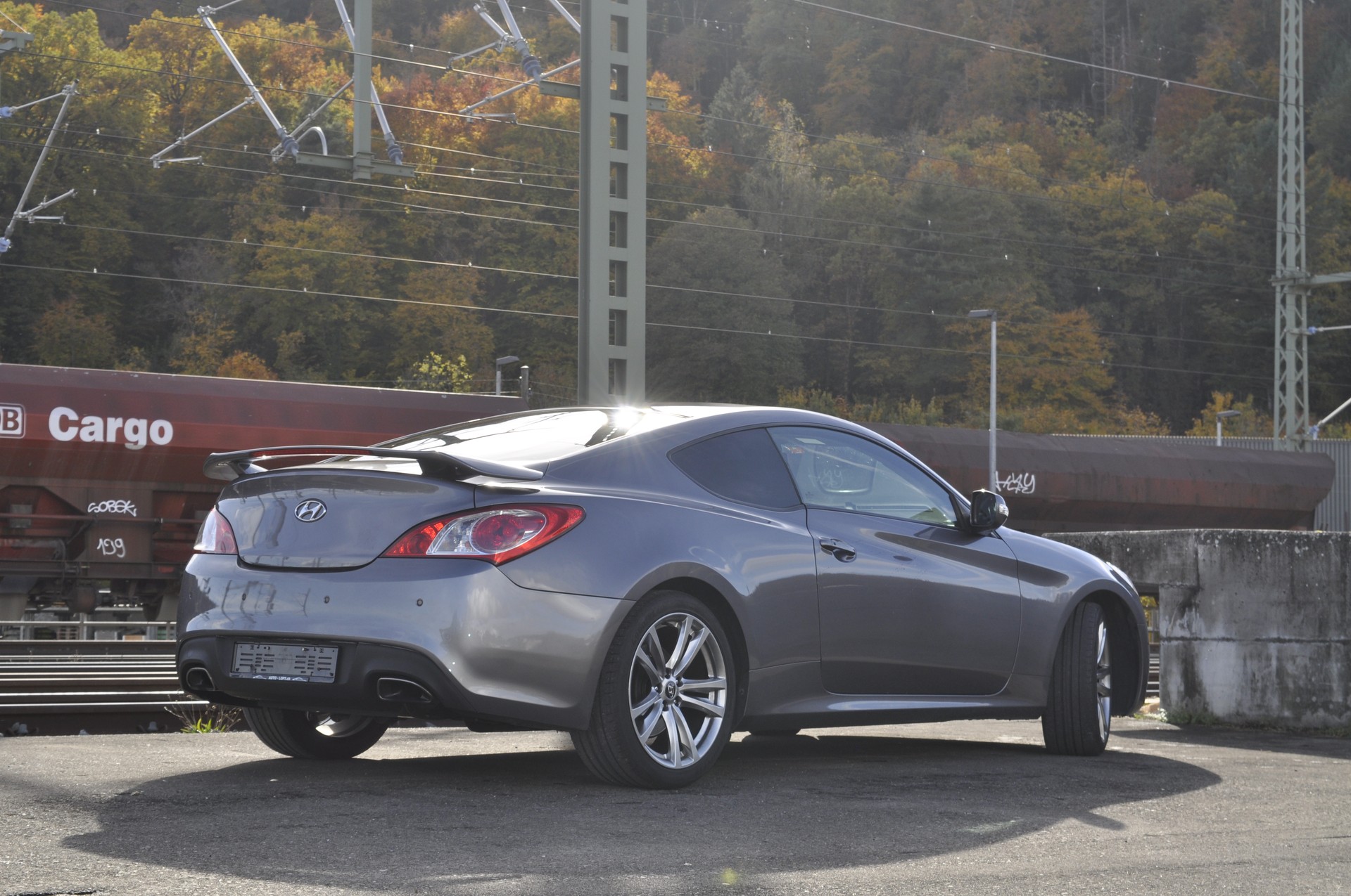 HYUNDAI Genesis 2.0 Turbo-image-15