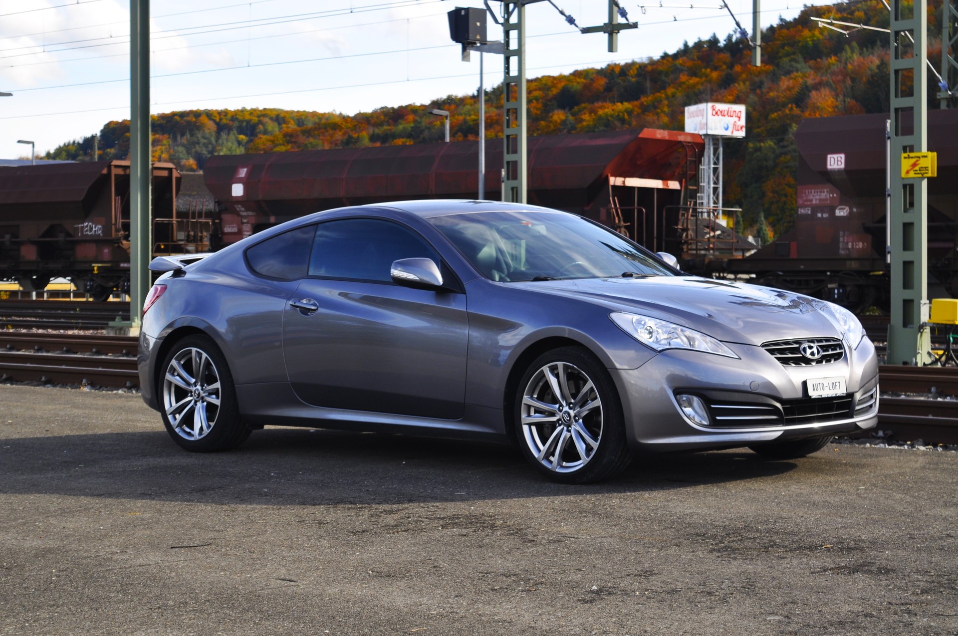 HYUNDAI Genesis 2.0 Turbo-image-2