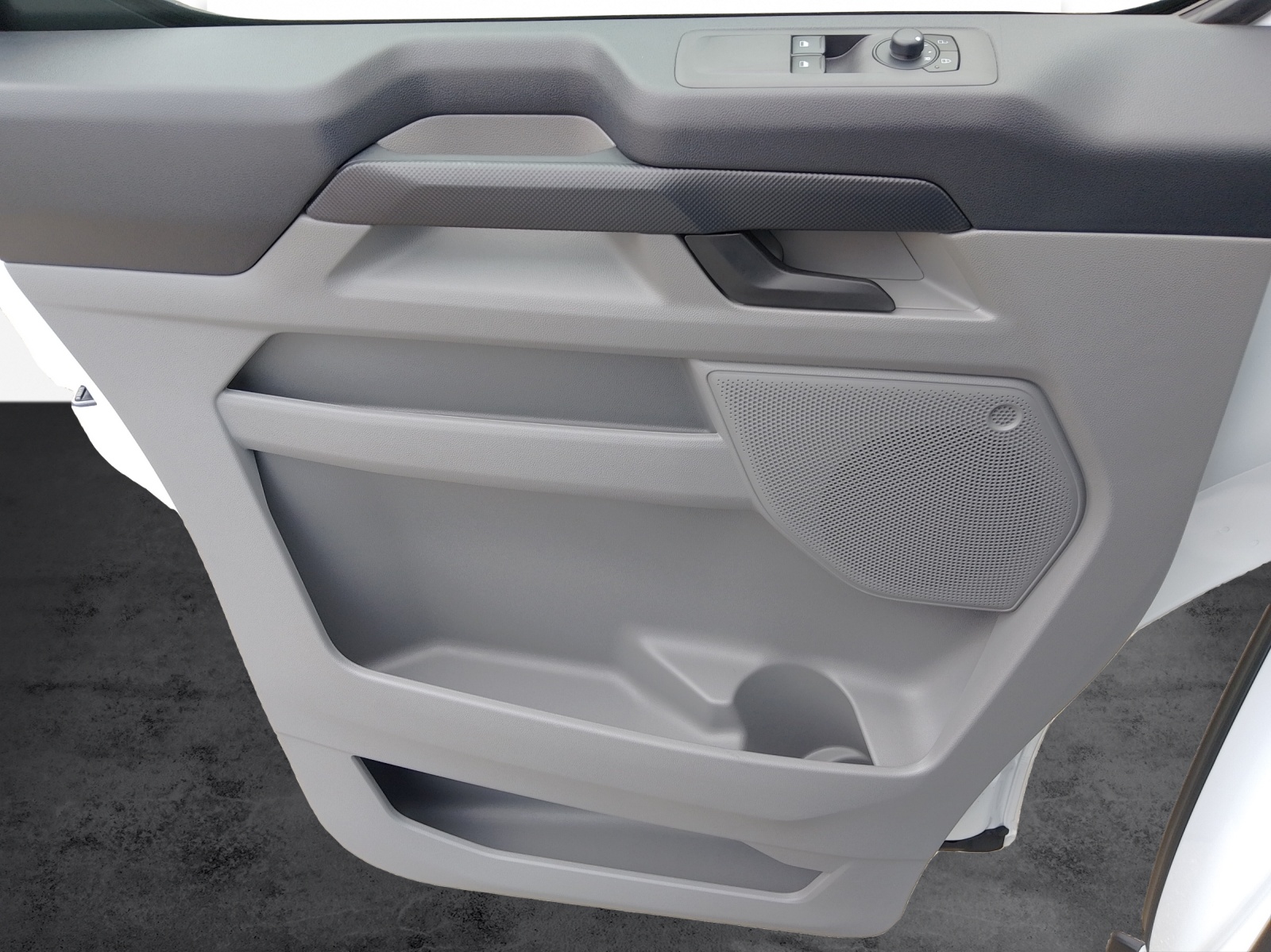 FORD Transit Custom Van 280 L1 2.0 EcoBlue 136 Trend-image-11