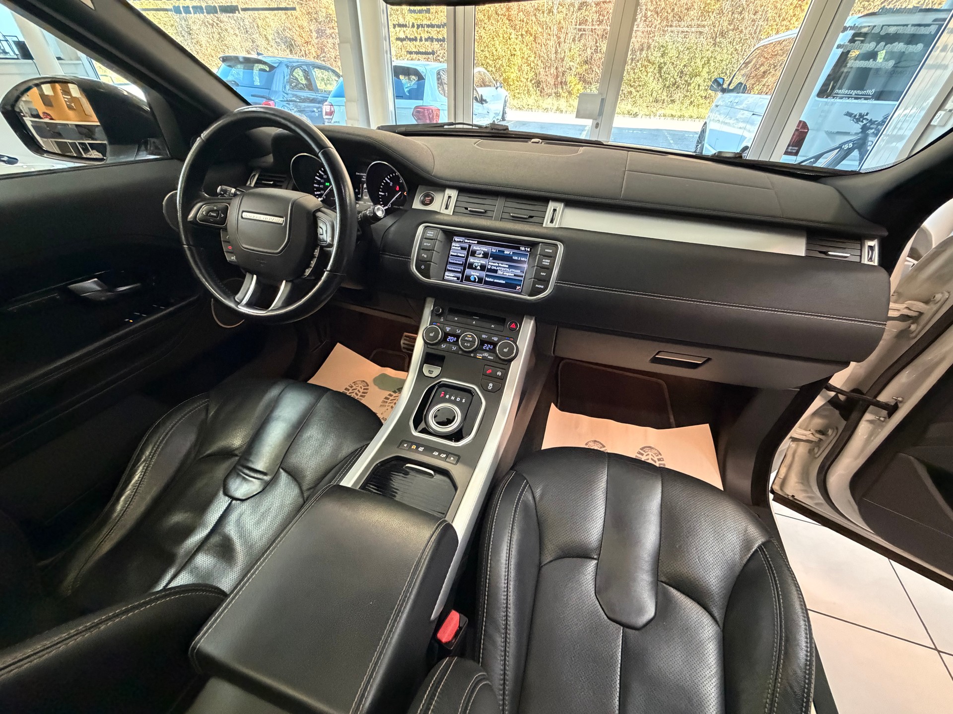 LAND ROVER Range Rover Evoque 2.2 SD4 Dynamic AT9-image-13