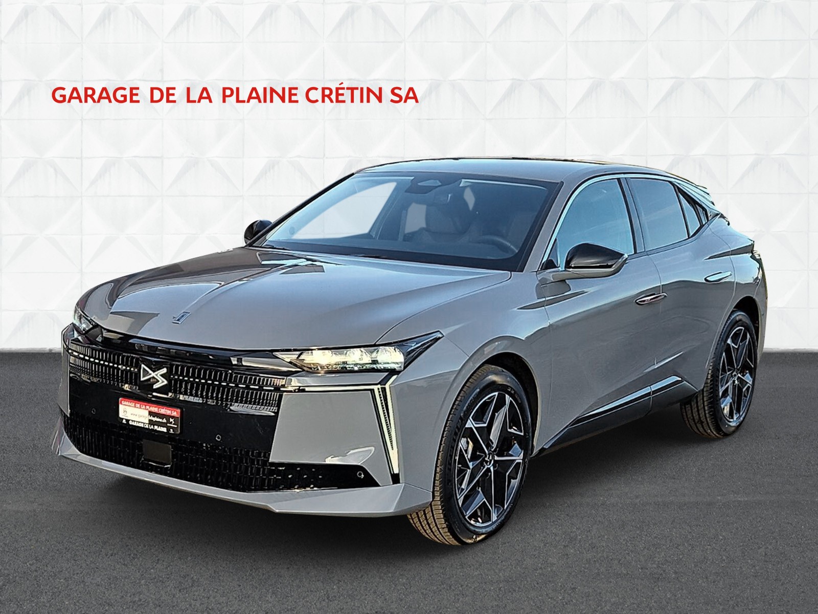 DS AUTOMOBILES DS No4 MHEV Pallas-image-0