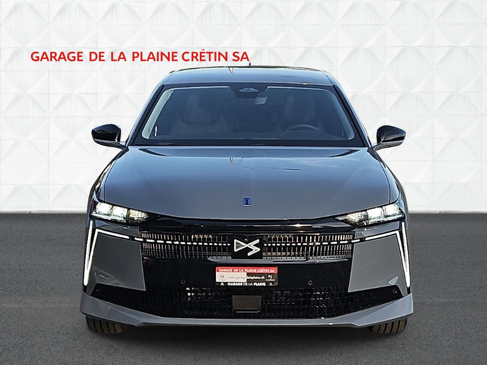 DS AUTOMOBILES DS No4 MHEV Pallas-image-1