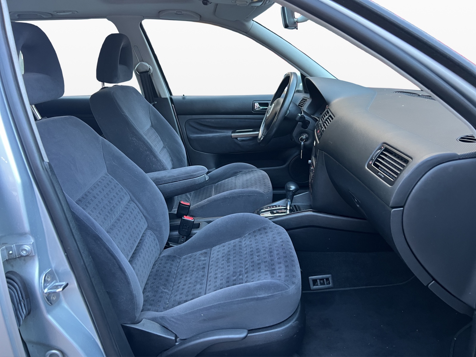 VW Bora Variant 2.0 Comfortline-image-14
