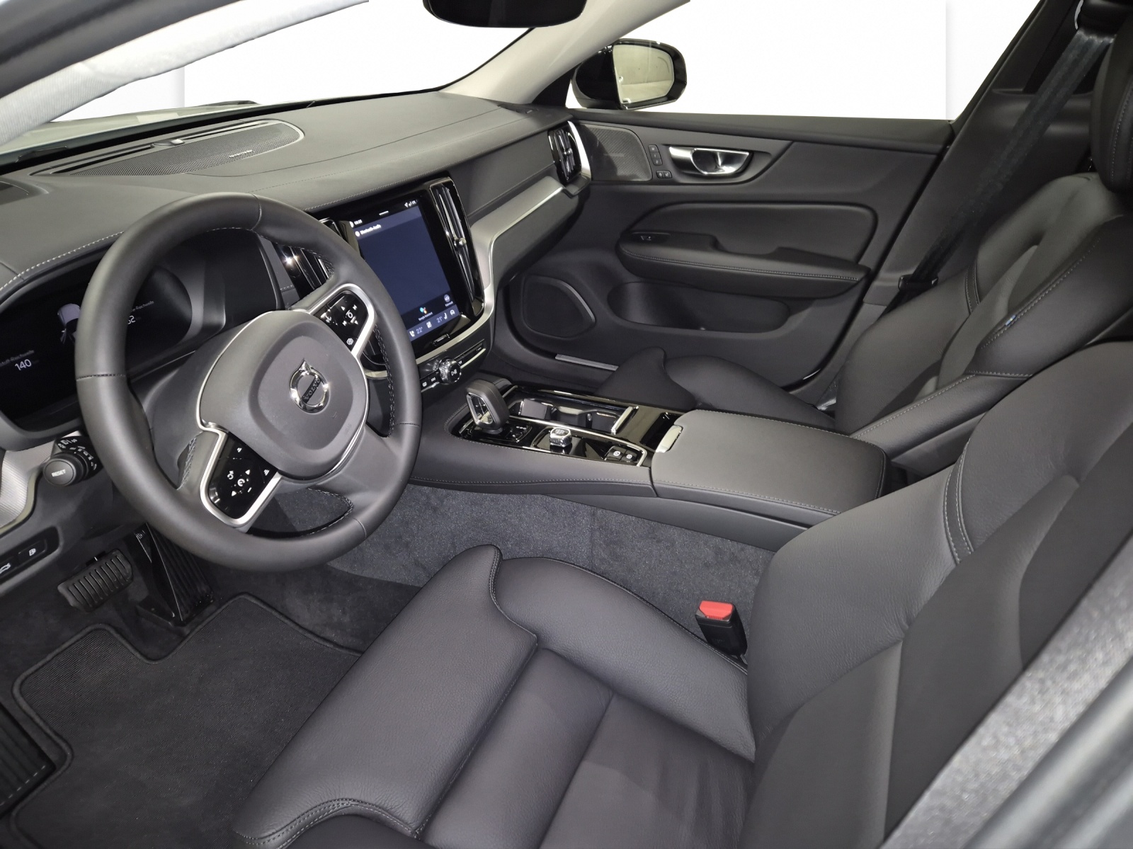 VOLVO V60 2.0 T8 TE Ultra Dark eAWD-image-8