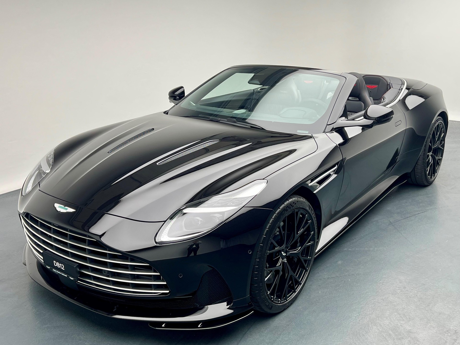 ASTON MARTIN DB12 Volante 4.0 V8 Bi-Turbo
