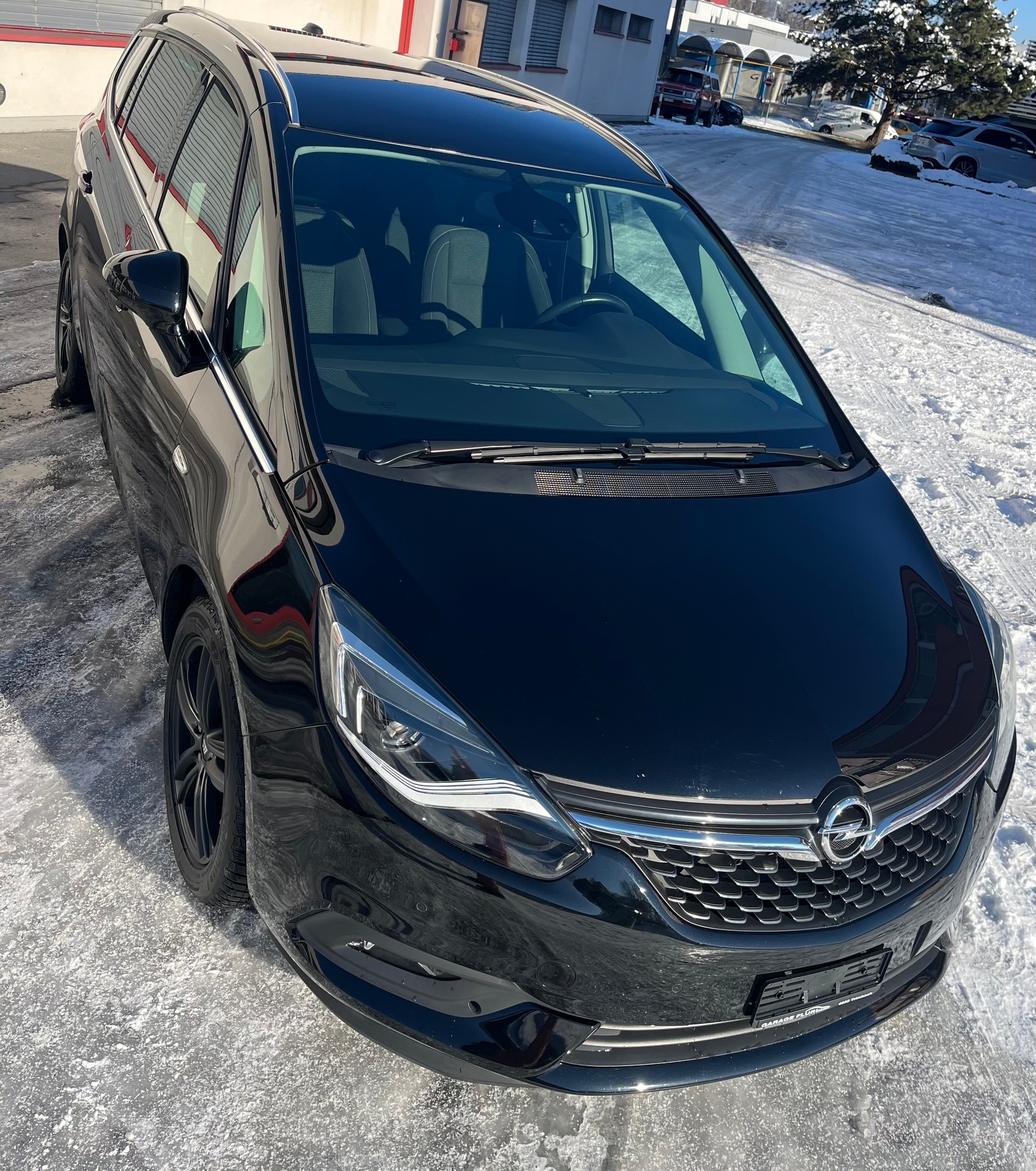 OPEL Zafira 1.6i Turbo Excellence Automatic*7 Plätzer*-image-3