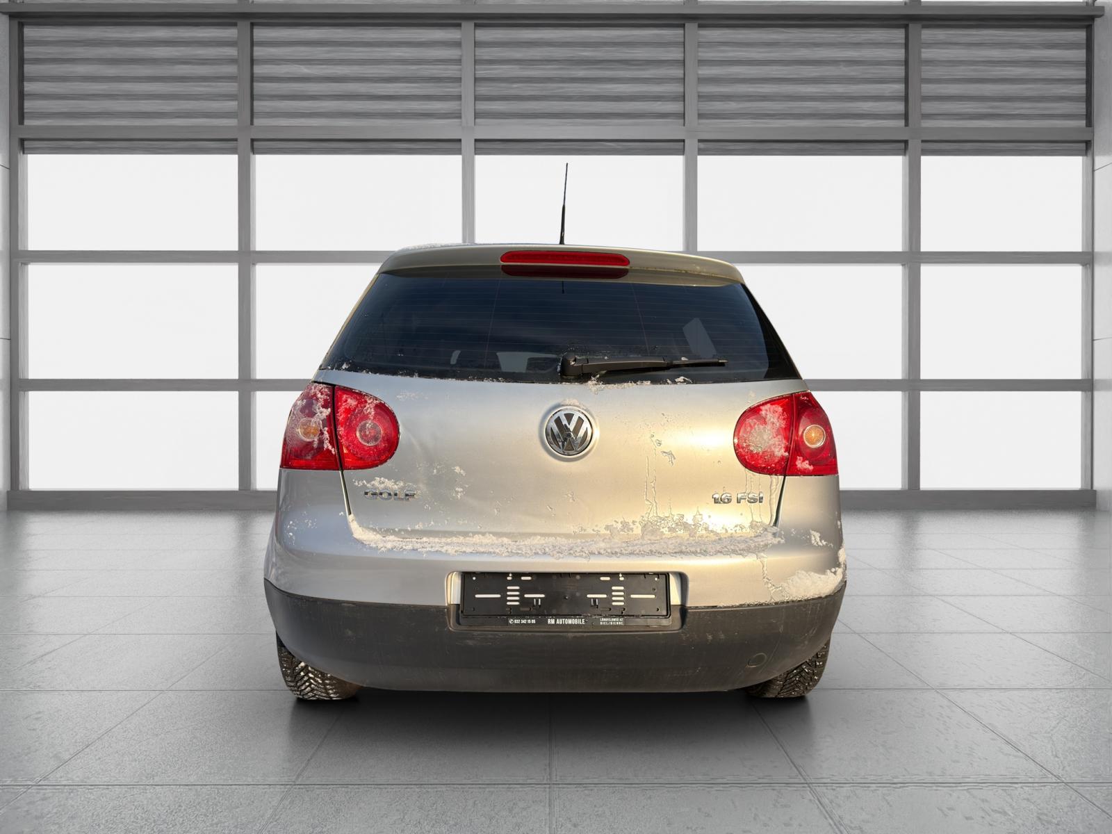 VW Golf 1.6 FSI Comfortline Tiptronic-image-6
