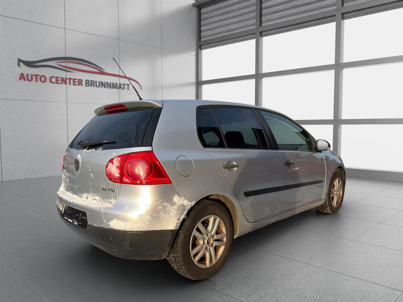 VW Golf 1.6 FSI Comfortline Tiptronic-image-5
