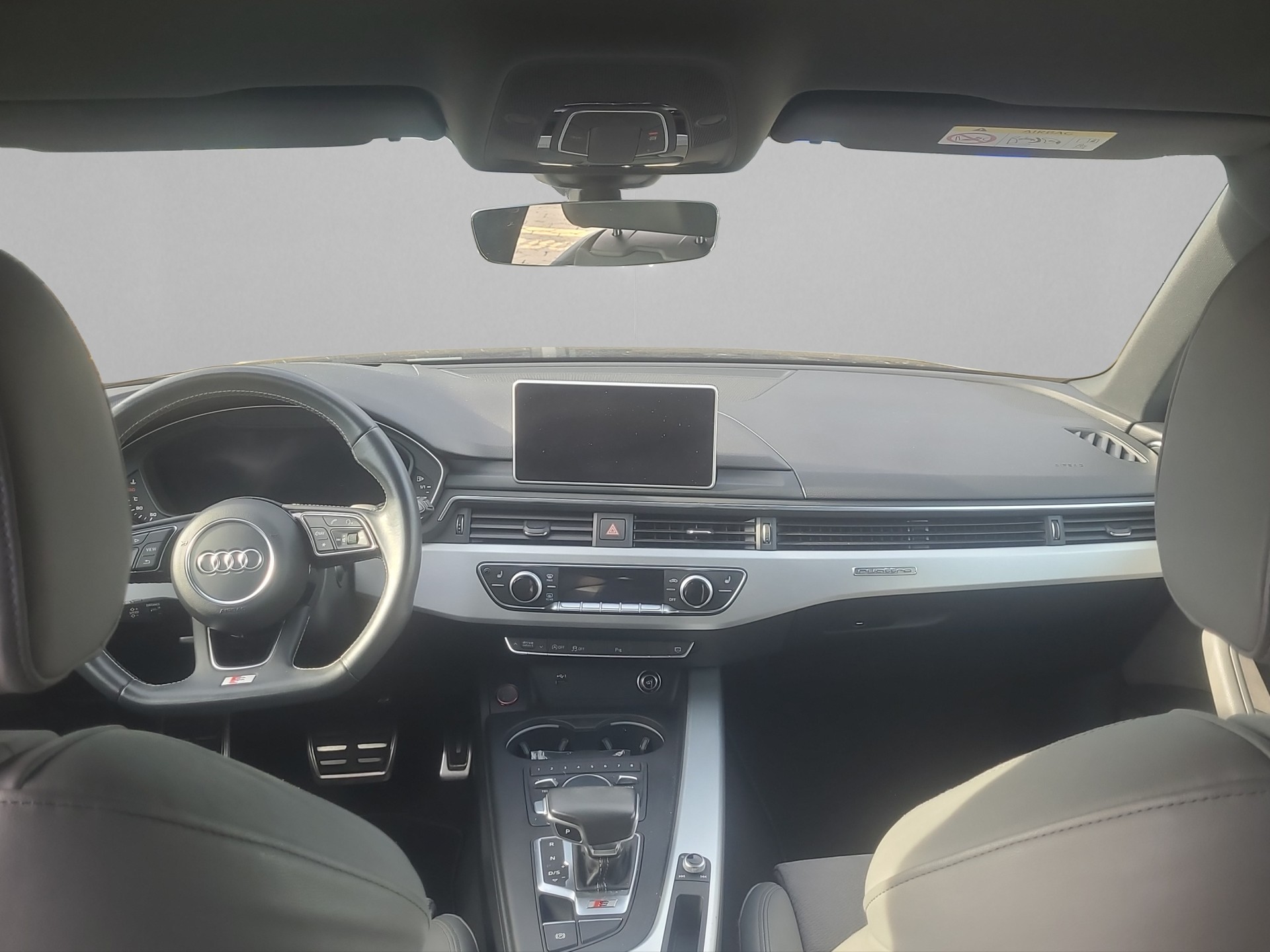 AUDI S4-image-6