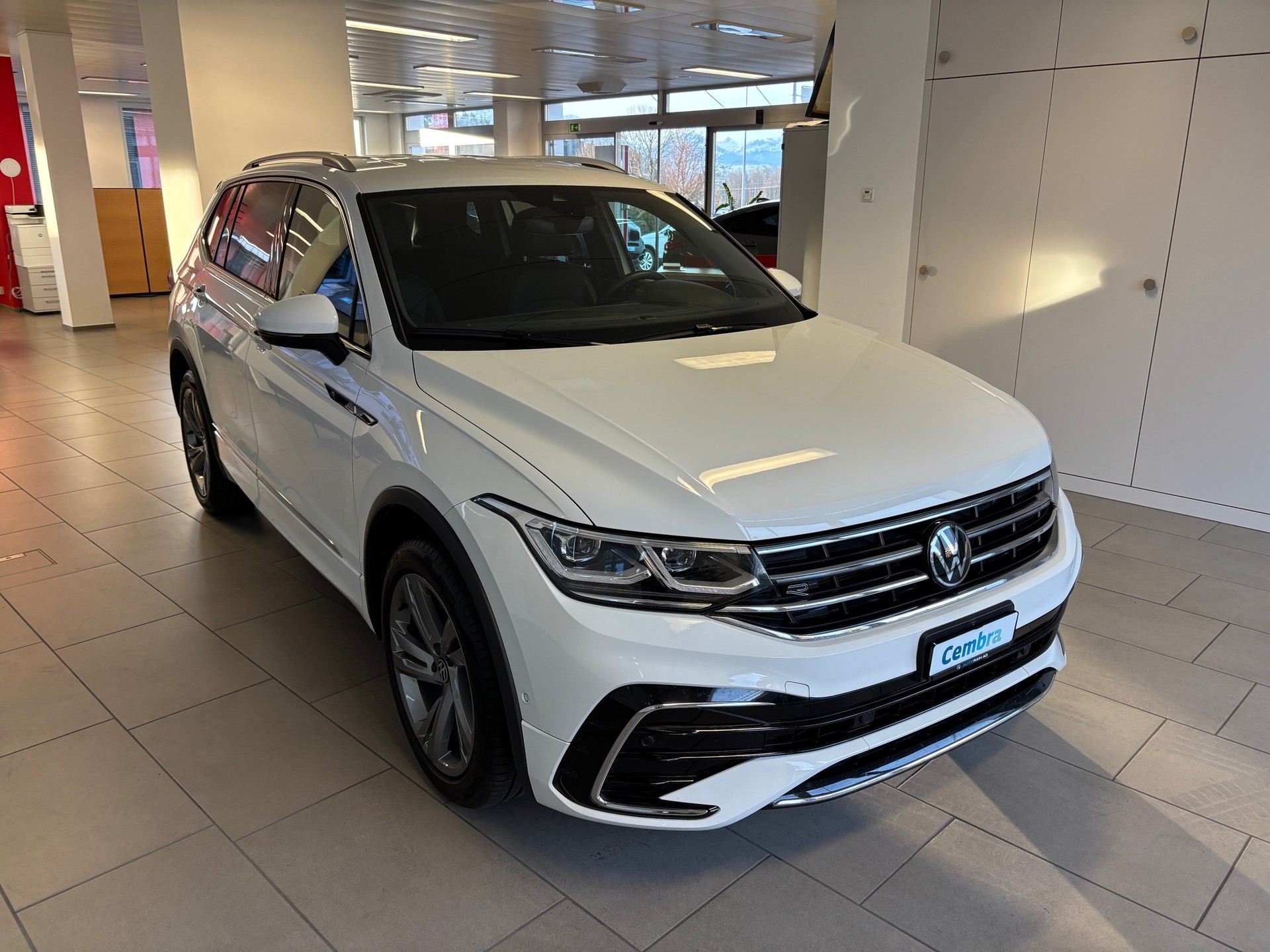 VW Tiguan Allspace 2.0 TDI SCR R-Line 4Motion DSG-showroom-element-1