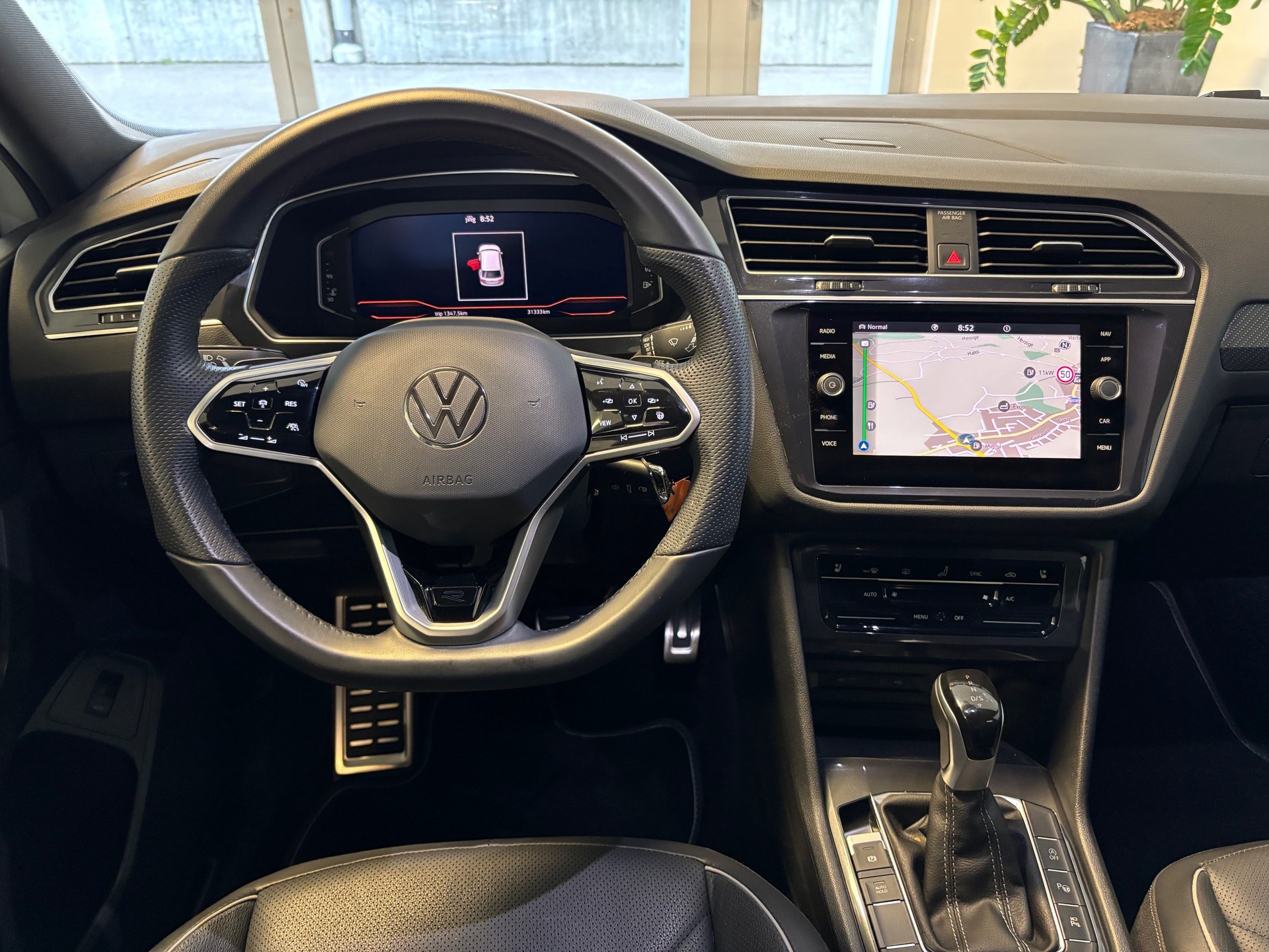 VW Tiguan Allspace 2.0 TDI SCR R-Line 4Motion DSG-image-12