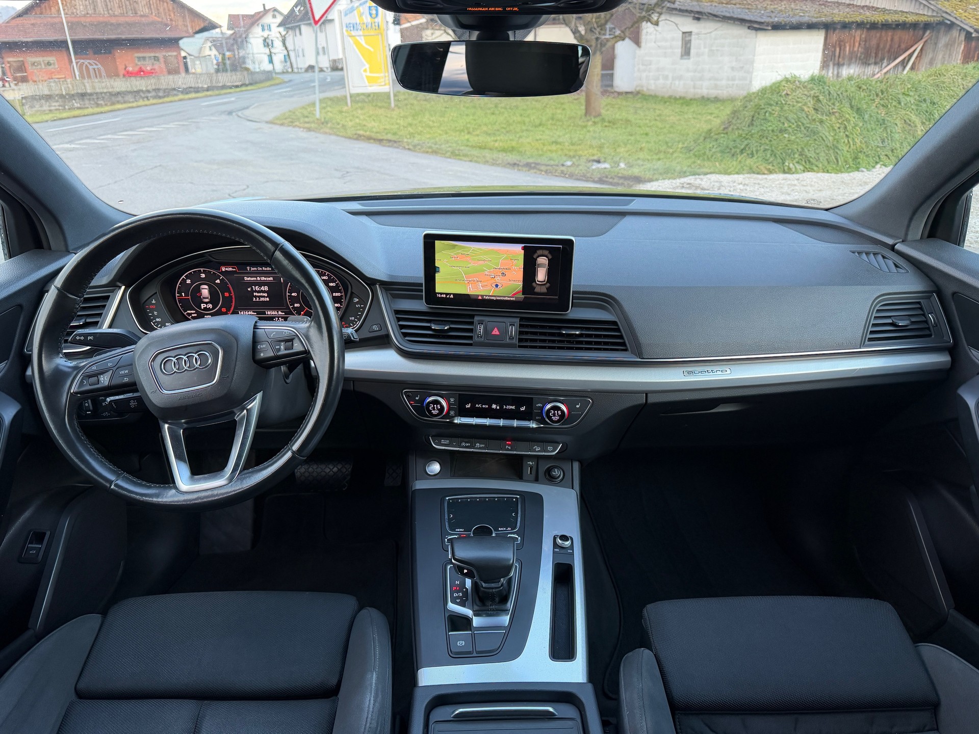 AUDI Q5 2.0 TDI quattro S-tronic-image-8