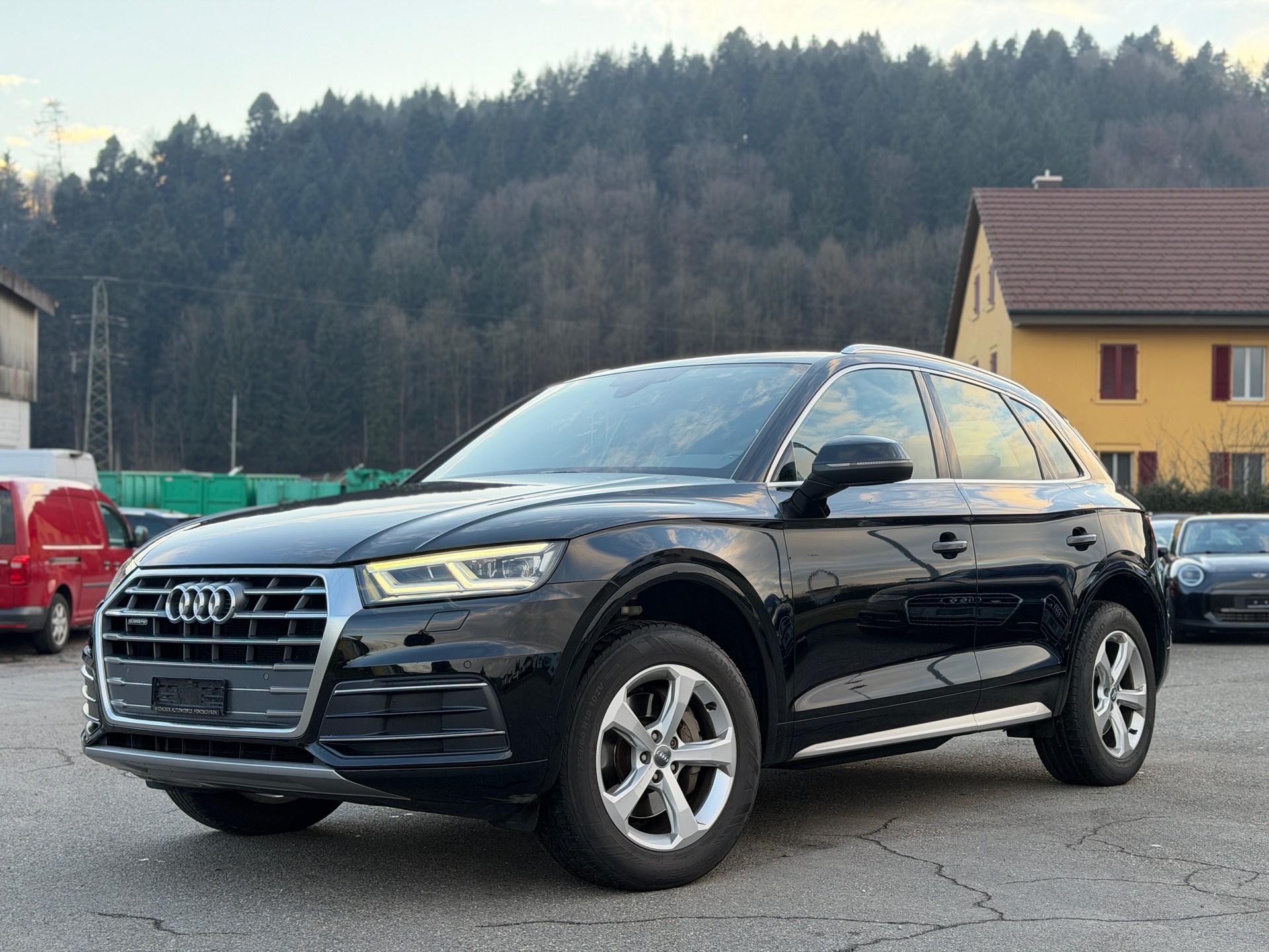 AUDI Q5 2.0 TDI quattro S-tronic-image-0