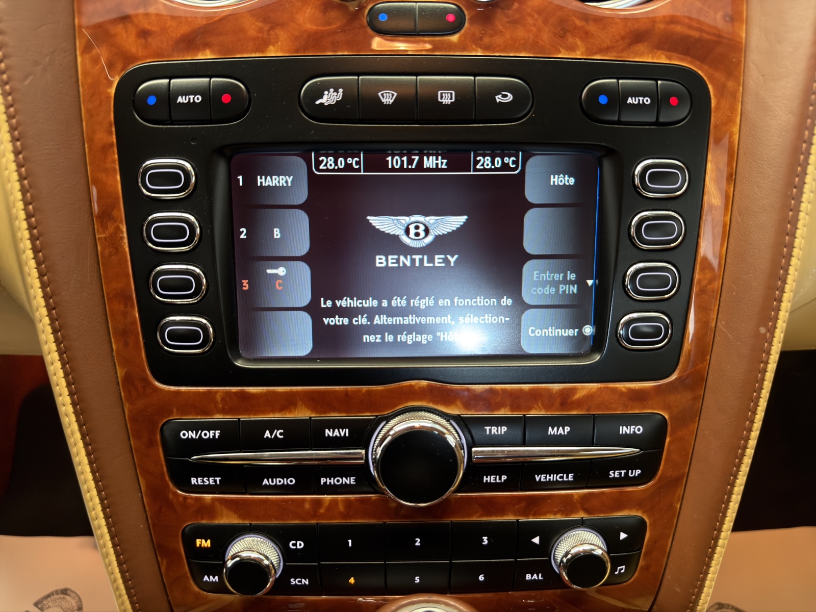 BENTLEY Continental Flying Spur 6.0 W12-image-9