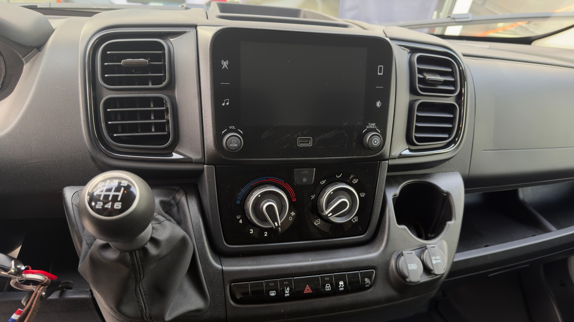 CITROEN Jumper Kaw. 33 L2H2 2.2 BlueHD-image-12