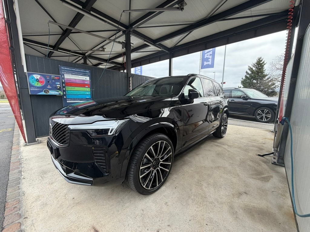 VOLVO XC90 T8 eAWD PluginHybrid Ultra Dark Geartronic-image-4