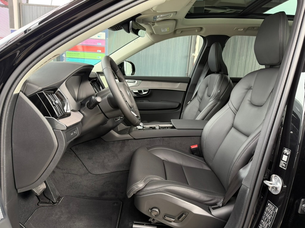 VOLVO XC90 T8 eAWD PluginHybrid Ultra Dark Geartronic-image-10
