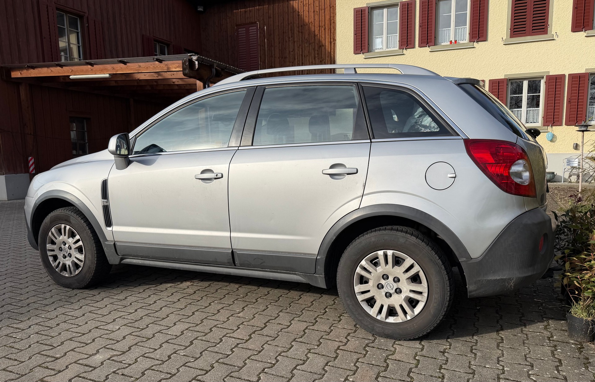 OPEL Antara 2.0 CDTi Enjoy 4WD Automatic-image-3