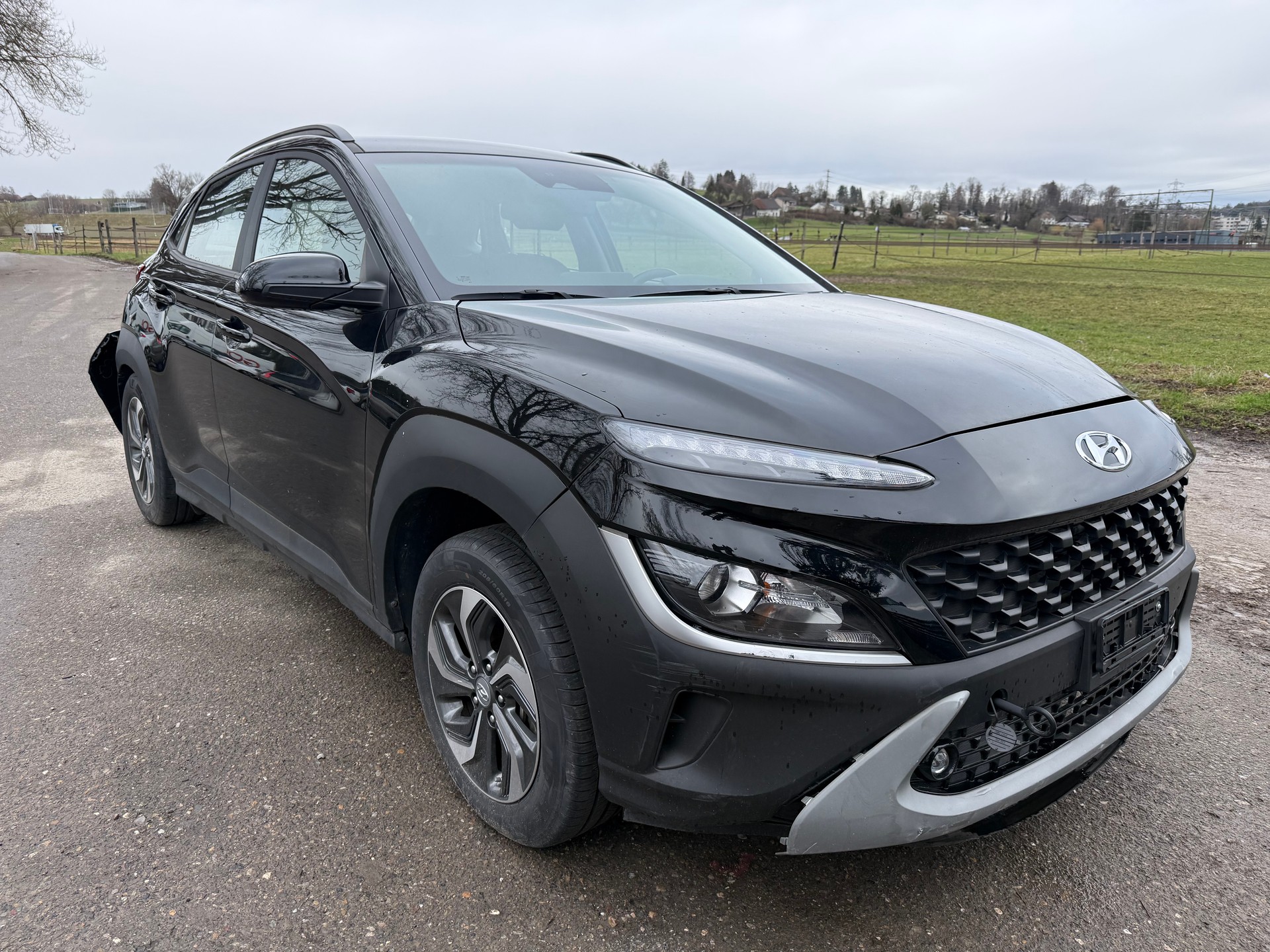 HYUNDAI Kona 1.6 GDi HEV Amplia DCT-image-0